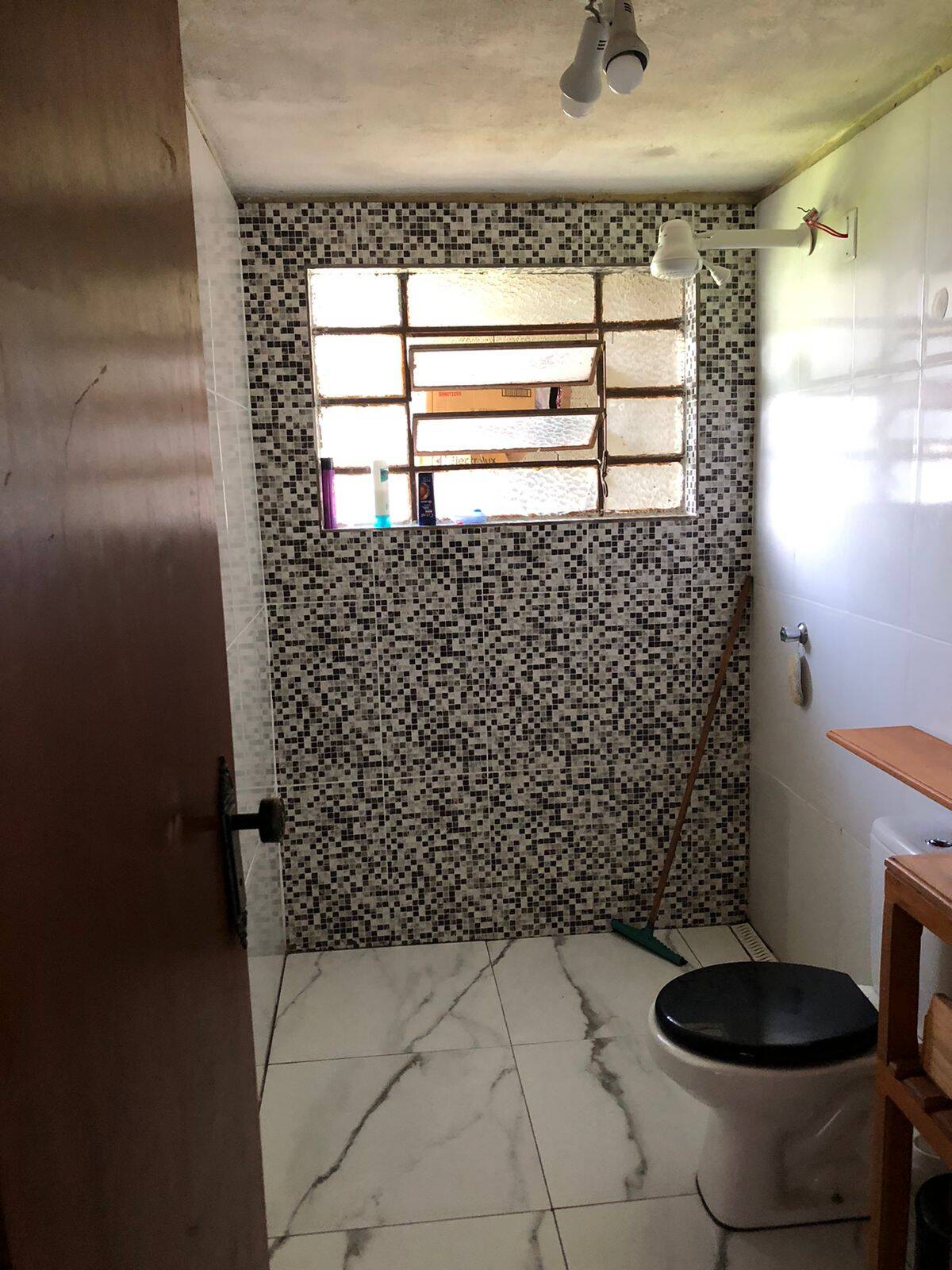 Chácara à venda com 6 quartos, 335m² - Foto 37