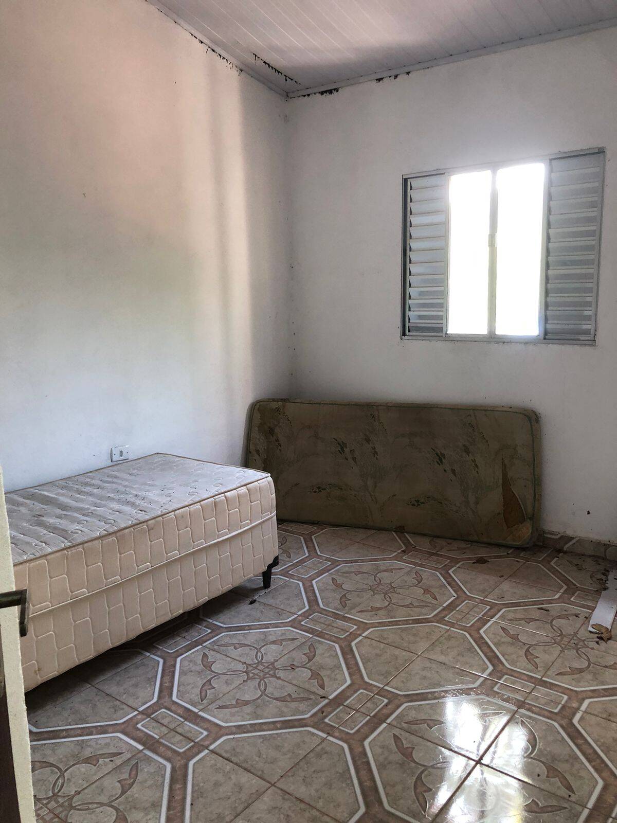 Chácara à venda com 5 quartos, 600m² - Foto 6