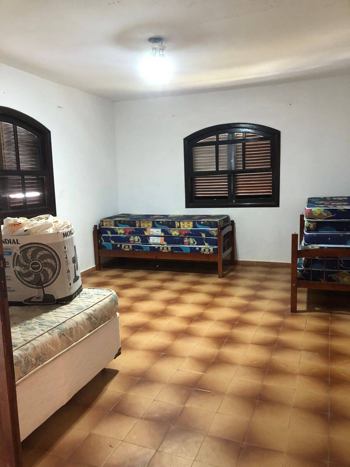 Chácara à venda com 4 quartos, 400m² - Foto 6