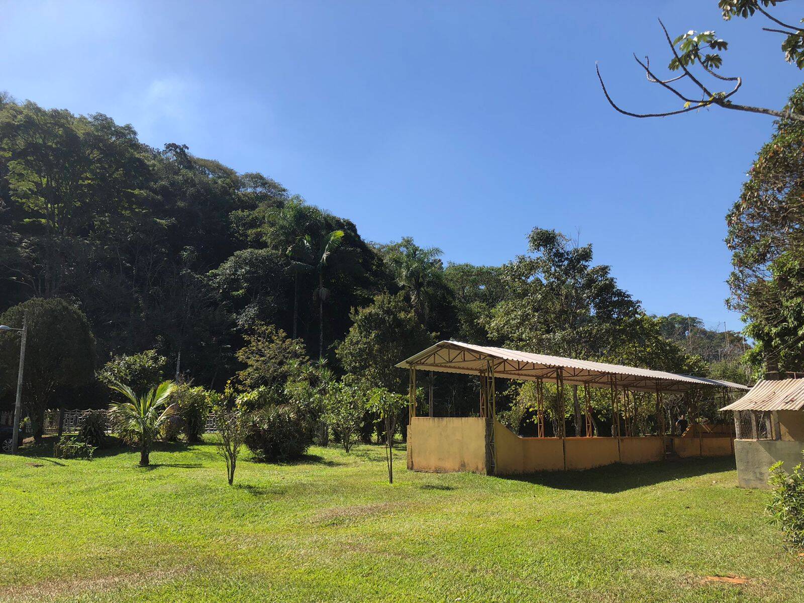 Chácara à venda com 6 quartos, 403m² - Foto 26