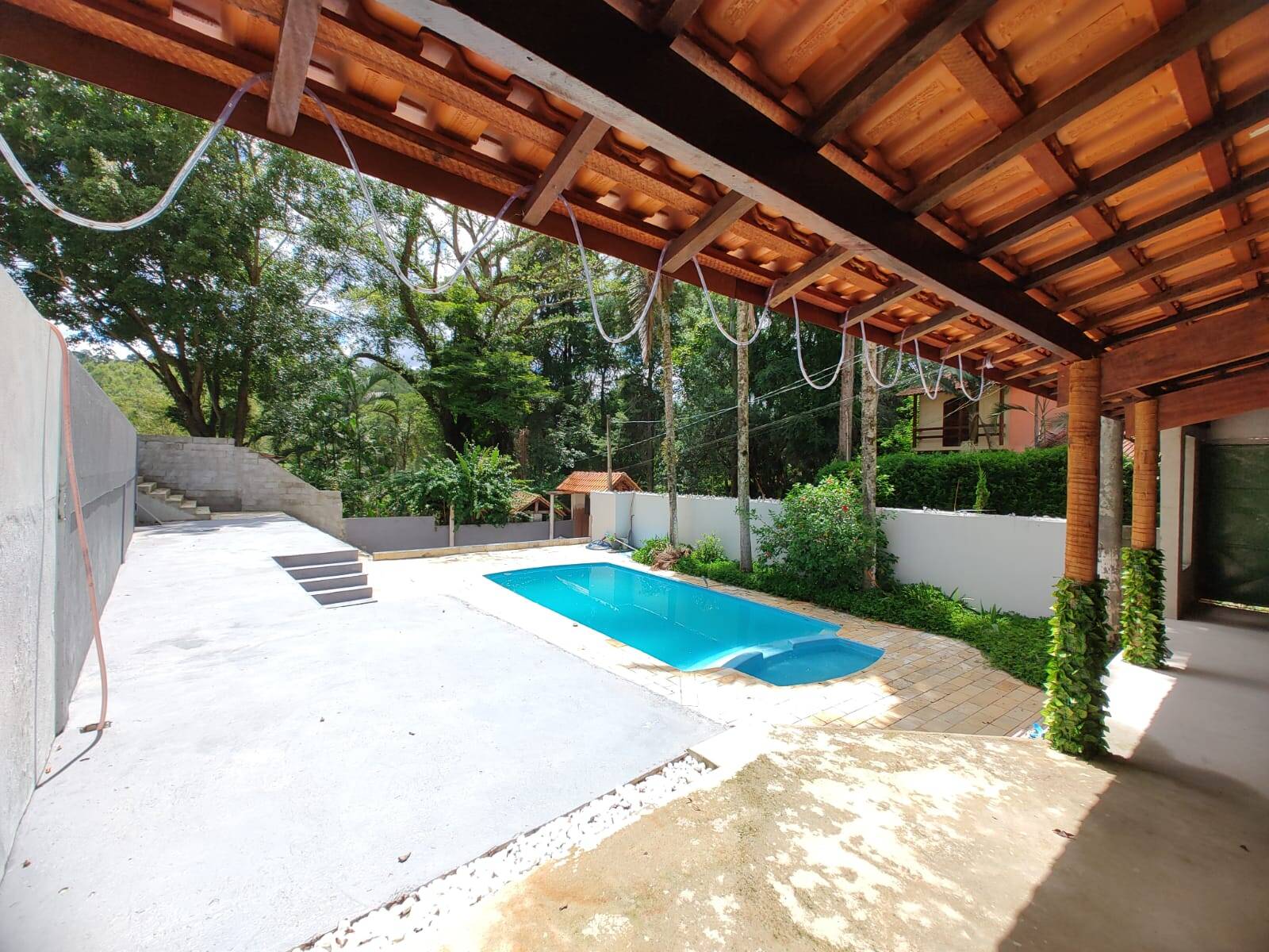 Chácara à venda com 3 quartos, 1100m² - Foto 7