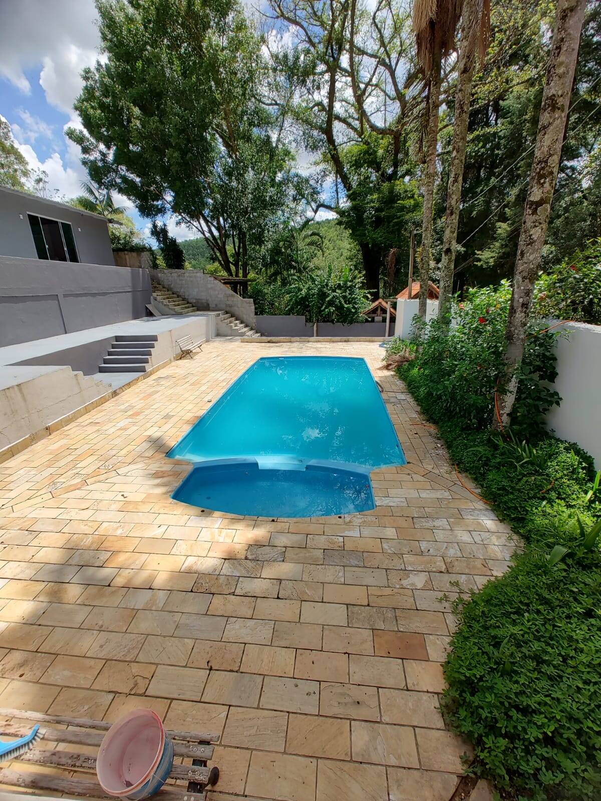 Chácara à venda com 3 quartos, 1100m² - Foto 11