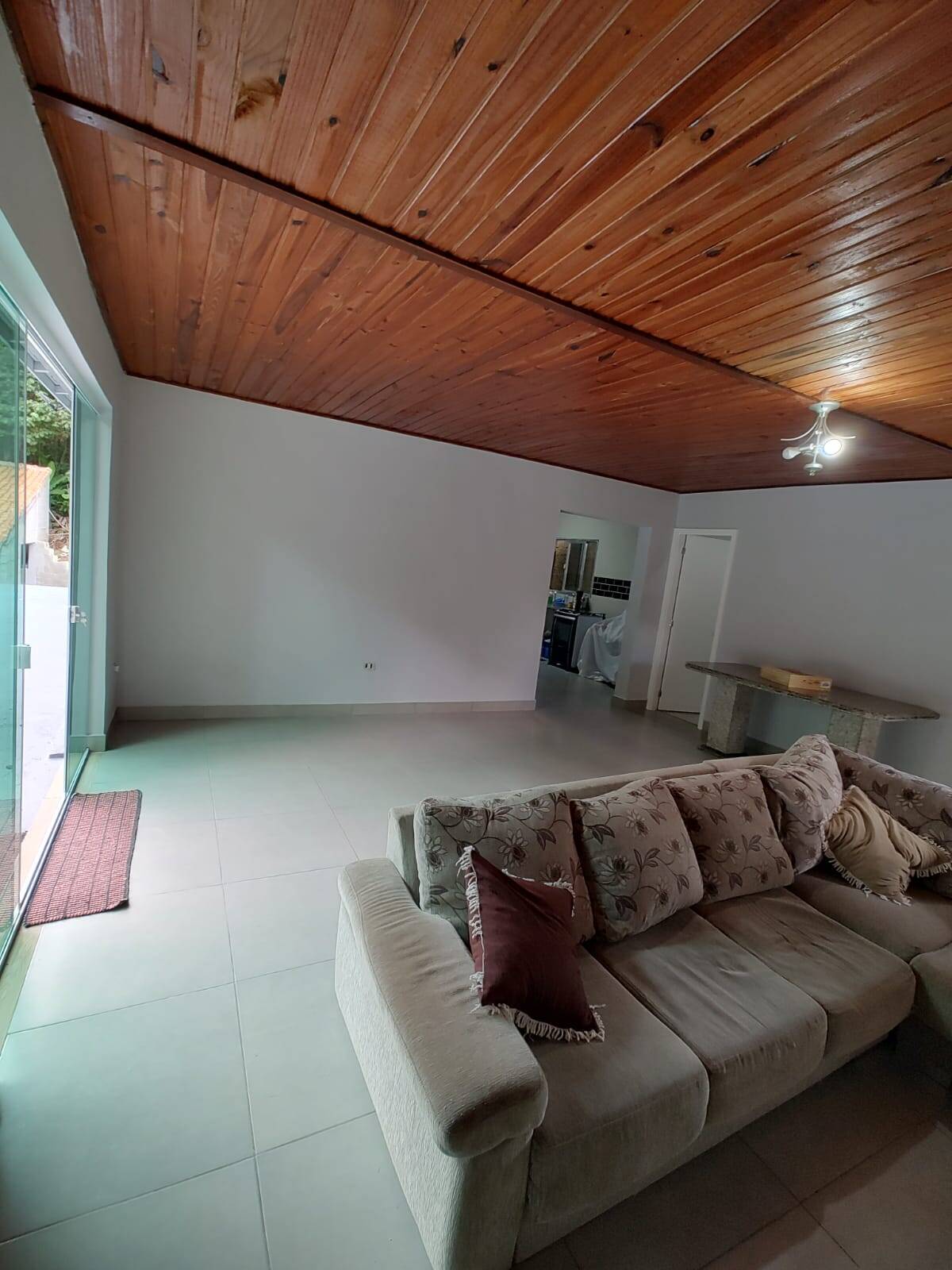 Chácara à venda com 3 quartos, 1100m² - Foto 23