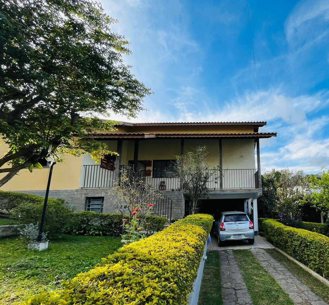 Casa, 3 quartos, 255 m² - Foto 1