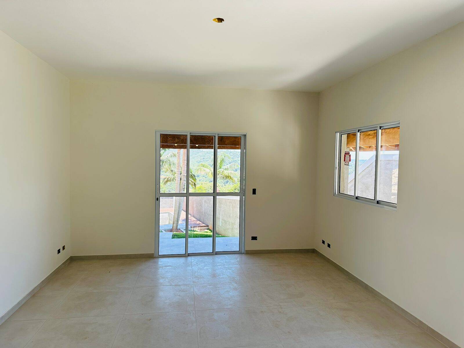 Chácara à venda com 3 quartos, 133m² - Foto 17