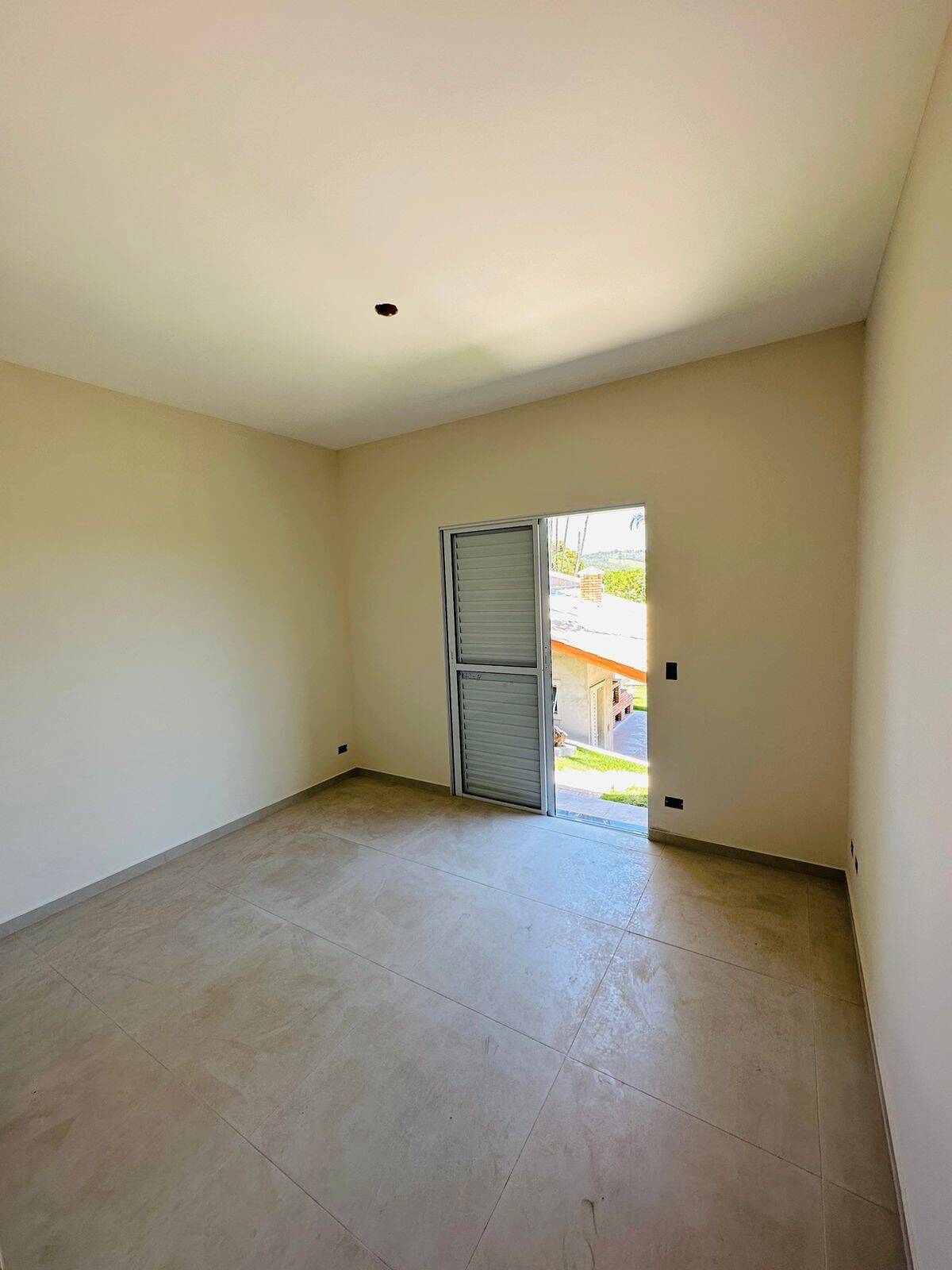 Chácara à venda com 3 quartos, 133m² - Foto 18