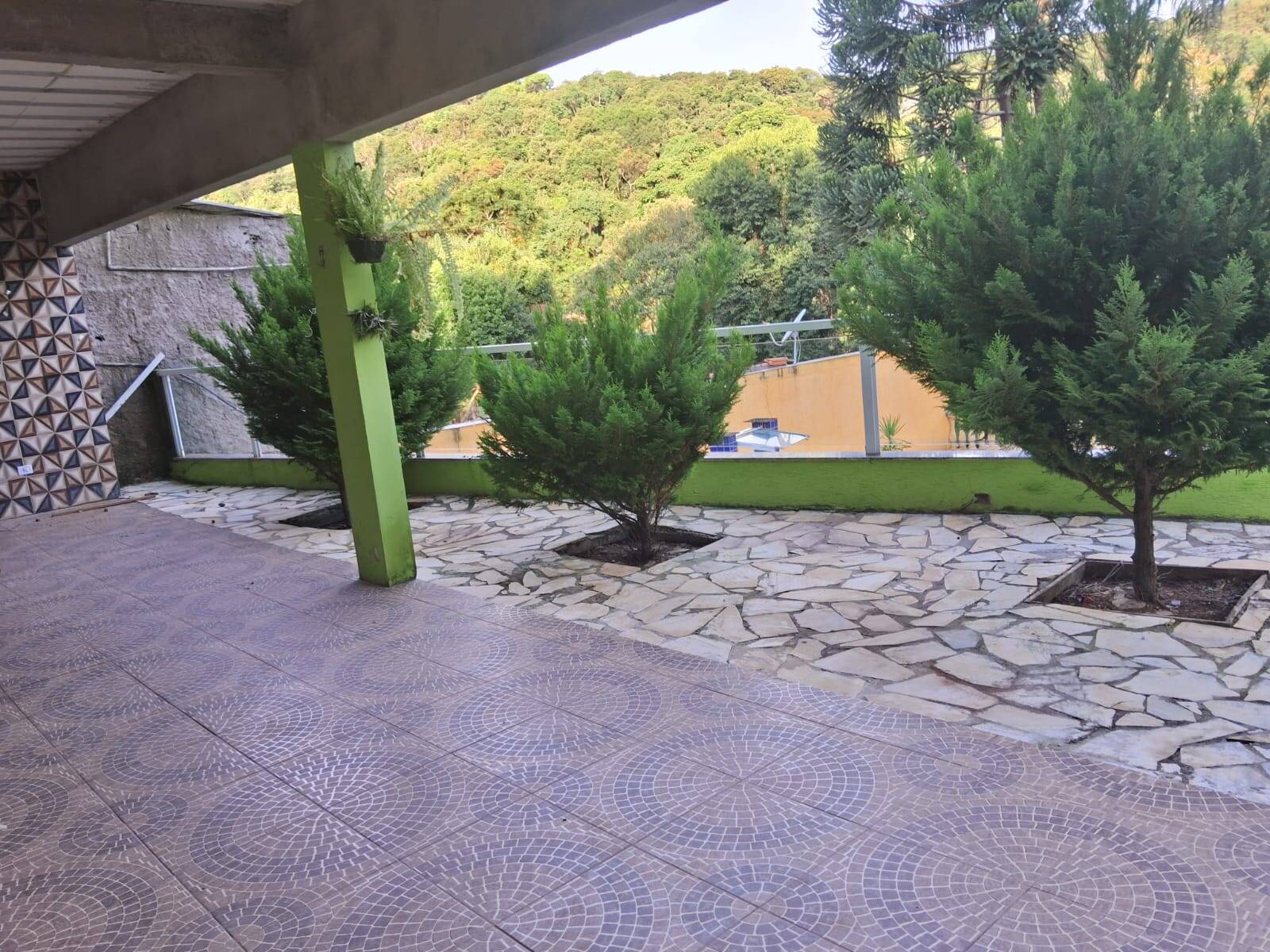 Chácara à venda com 4 quartos, 3600m² - Foto 1