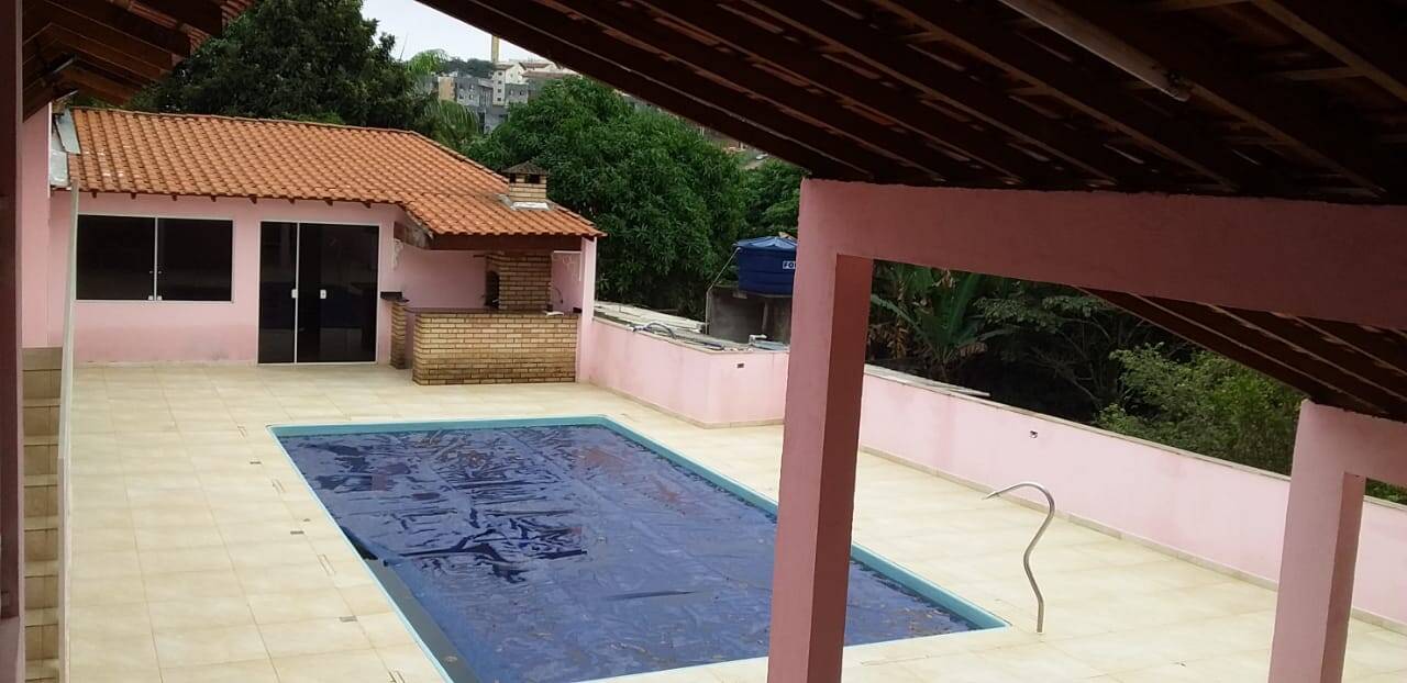 Chácara à venda com 5 quartos, 3300m² - Foto 1