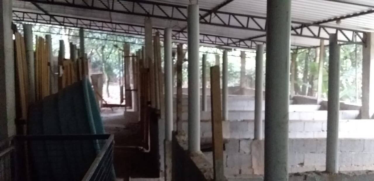 Chácara à venda com 5 quartos, 3300m² - Foto 23