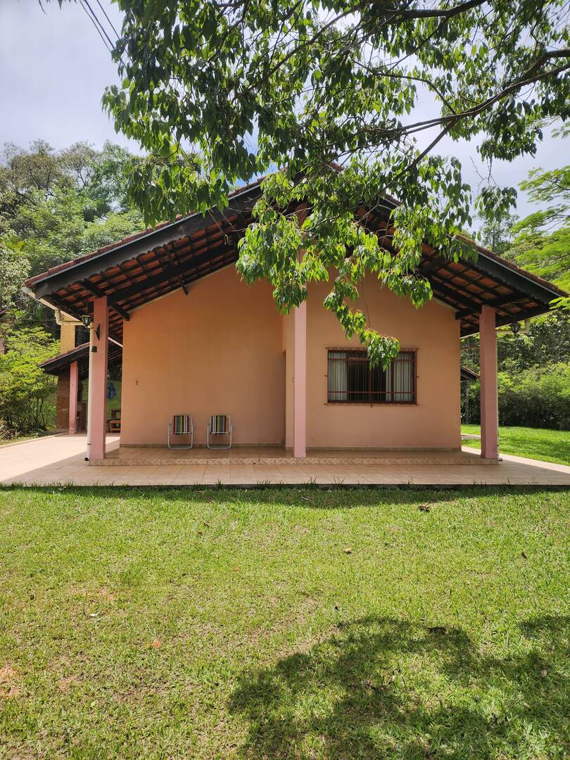 Chácara à venda com 3 quartos, 49m² - Foto 3