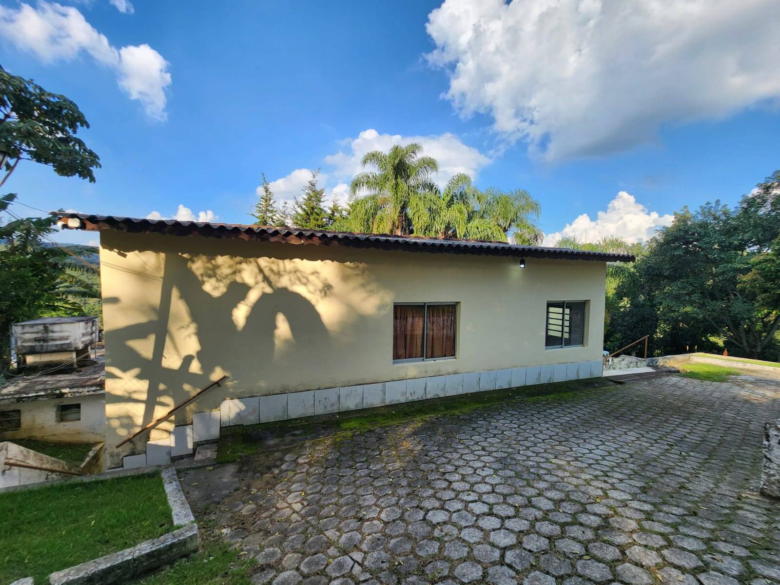 Chácara à venda com 3 quartos, 290m² - Foto 10