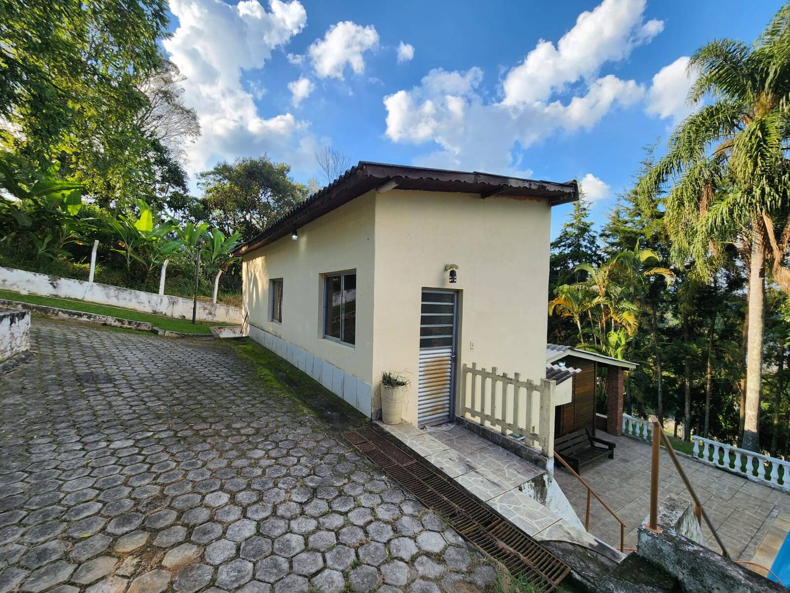 Chácara à venda com 3 quartos, 290m² - Foto 11
