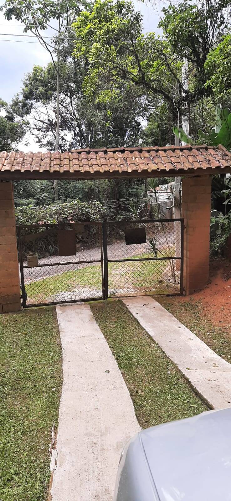 Chácara à venda com 2 quartos, 250m² - Foto 2