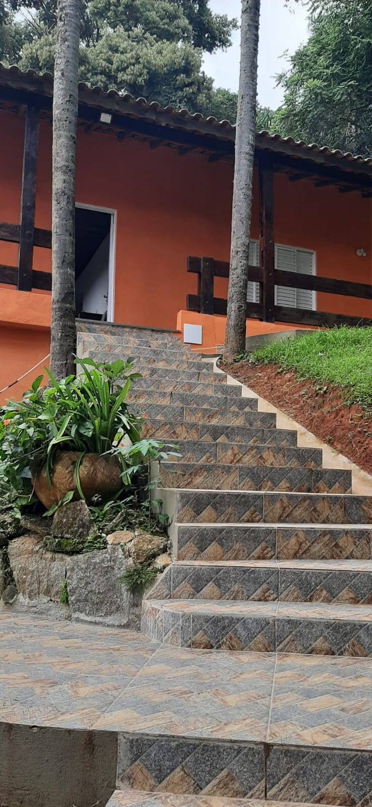 Chácara à venda com 2 quartos, 250m² - Foto 1