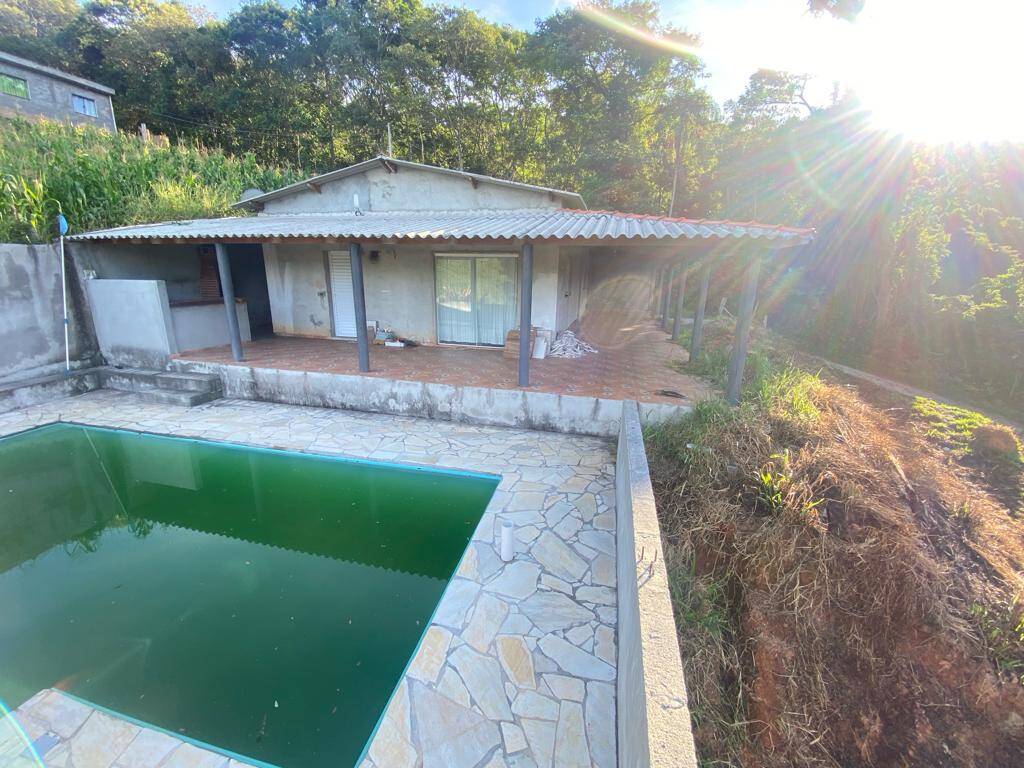 Chácara à venda com 3 quartos, 1000m² - Foto 2
