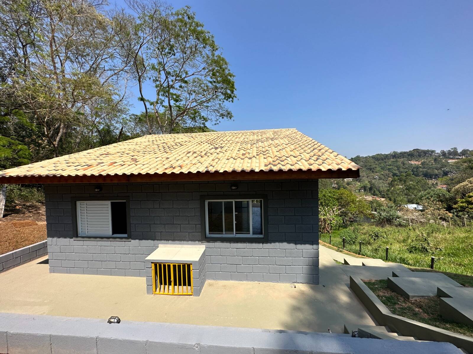 Chácara à venda com 2 quartos, 120m² - Foto 12