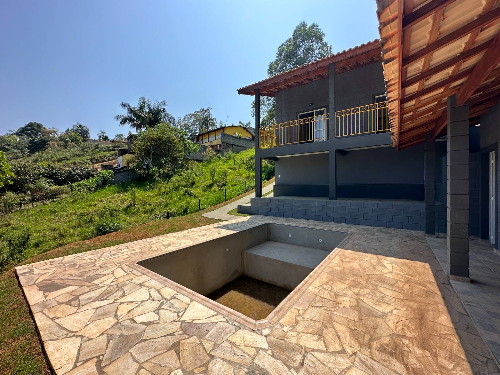 Chácara à venda com 2 quartos, 120m² - Foto 17