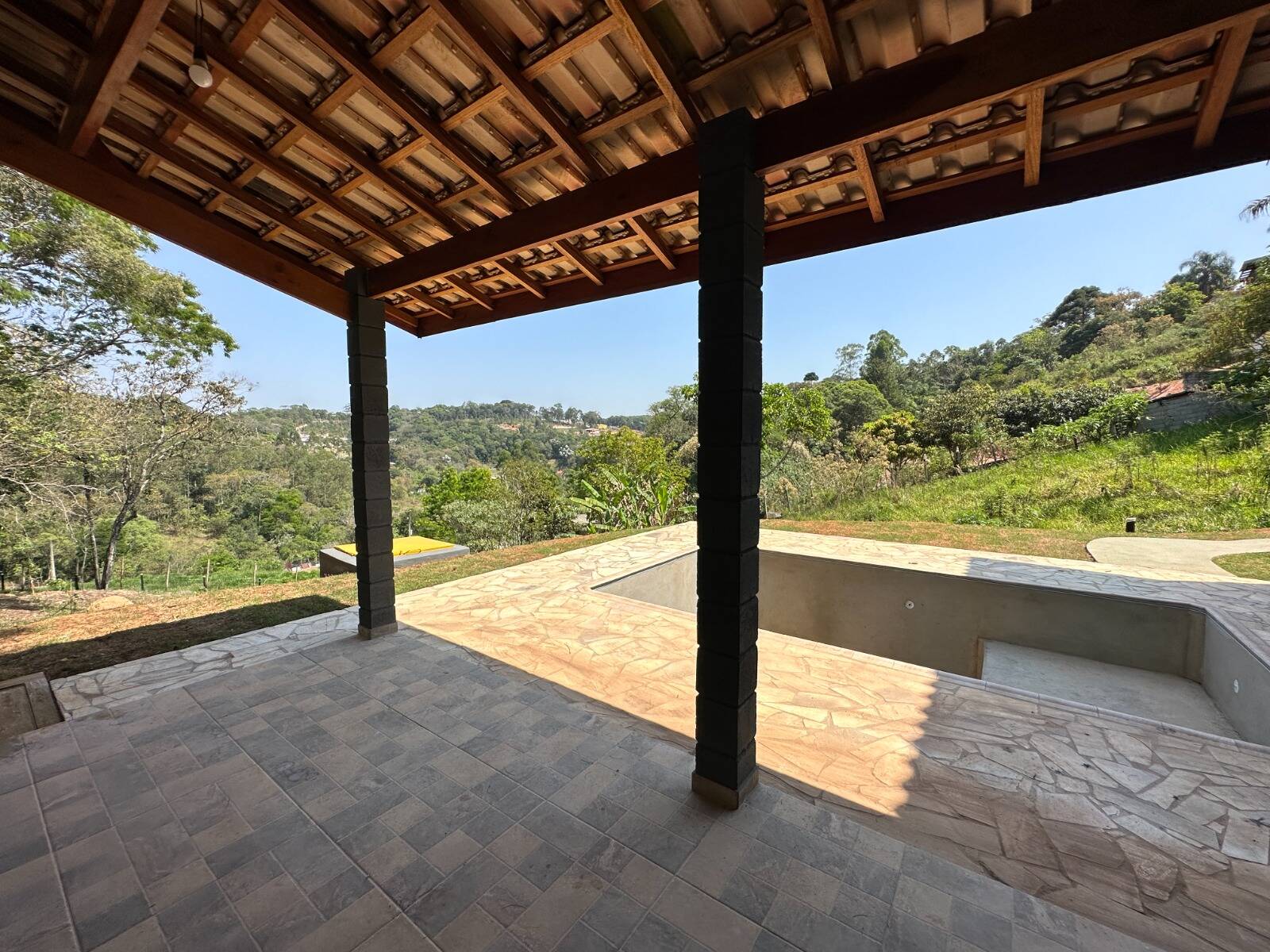 Chácara à venda com 2 quartos, 120m² - Foto 22
