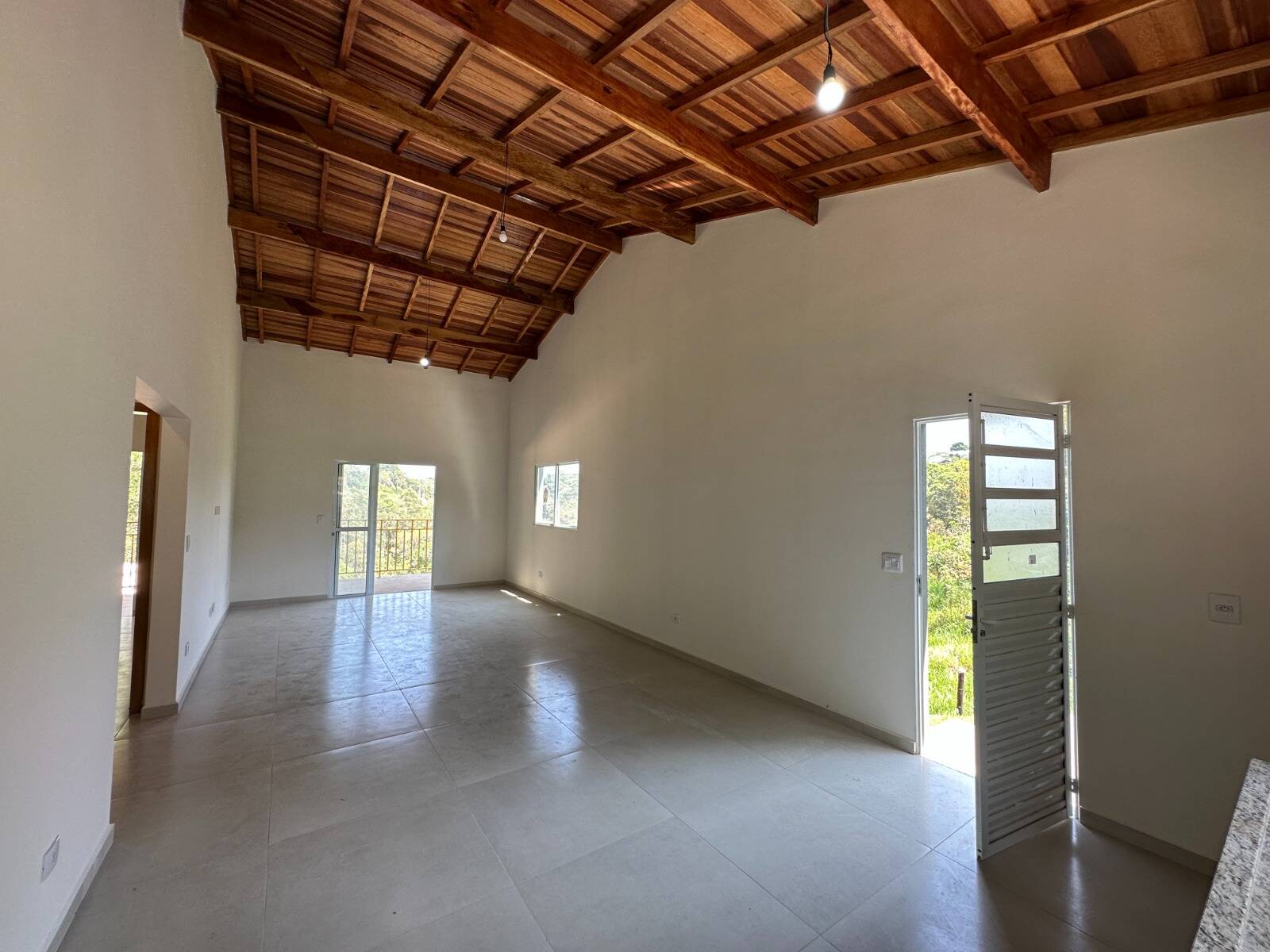Chácara à venda com 2 quartos, 120m² - Foto 24