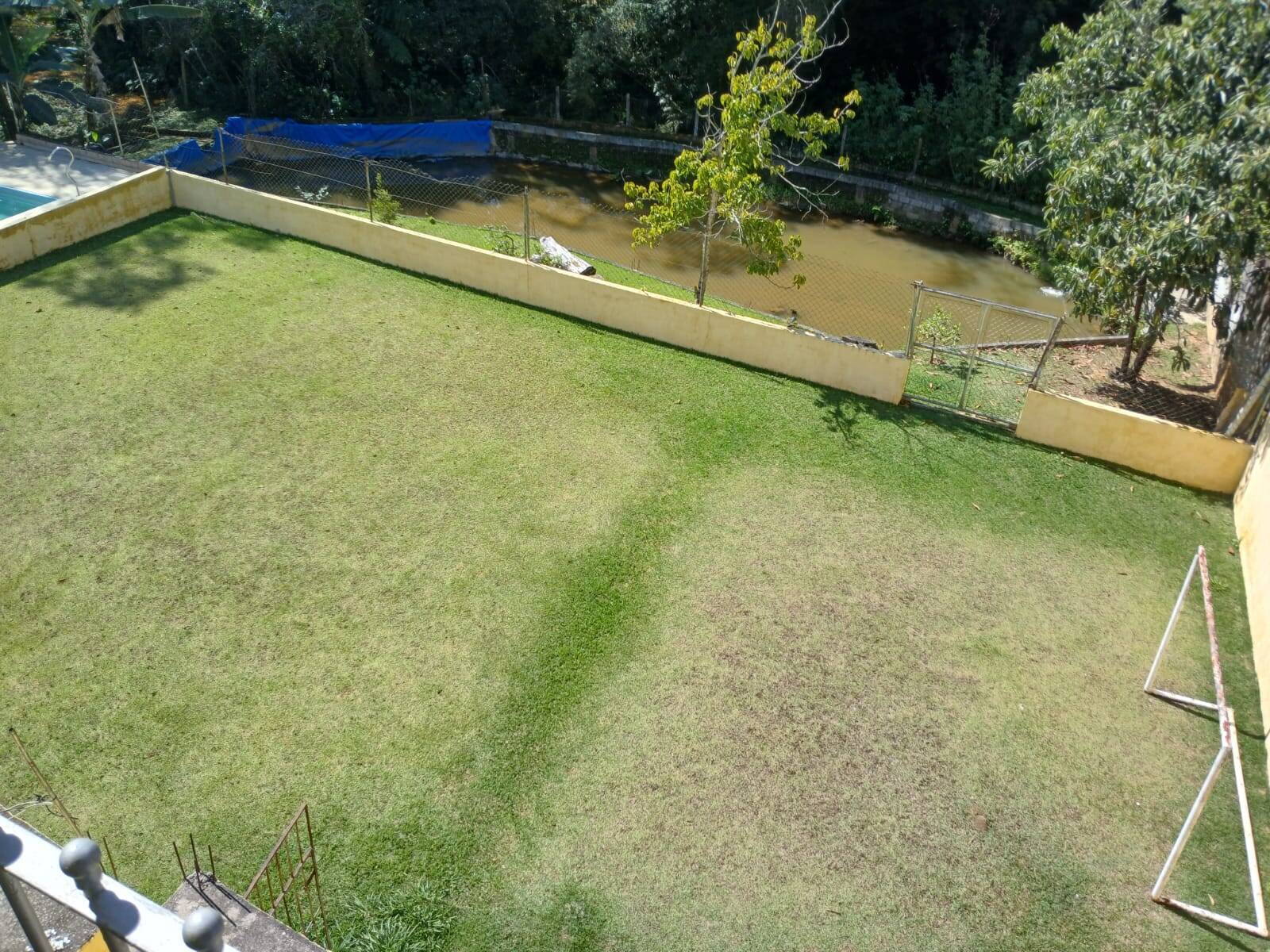 Chácara à venda com 4 quartos, 1500m² - Foto 9