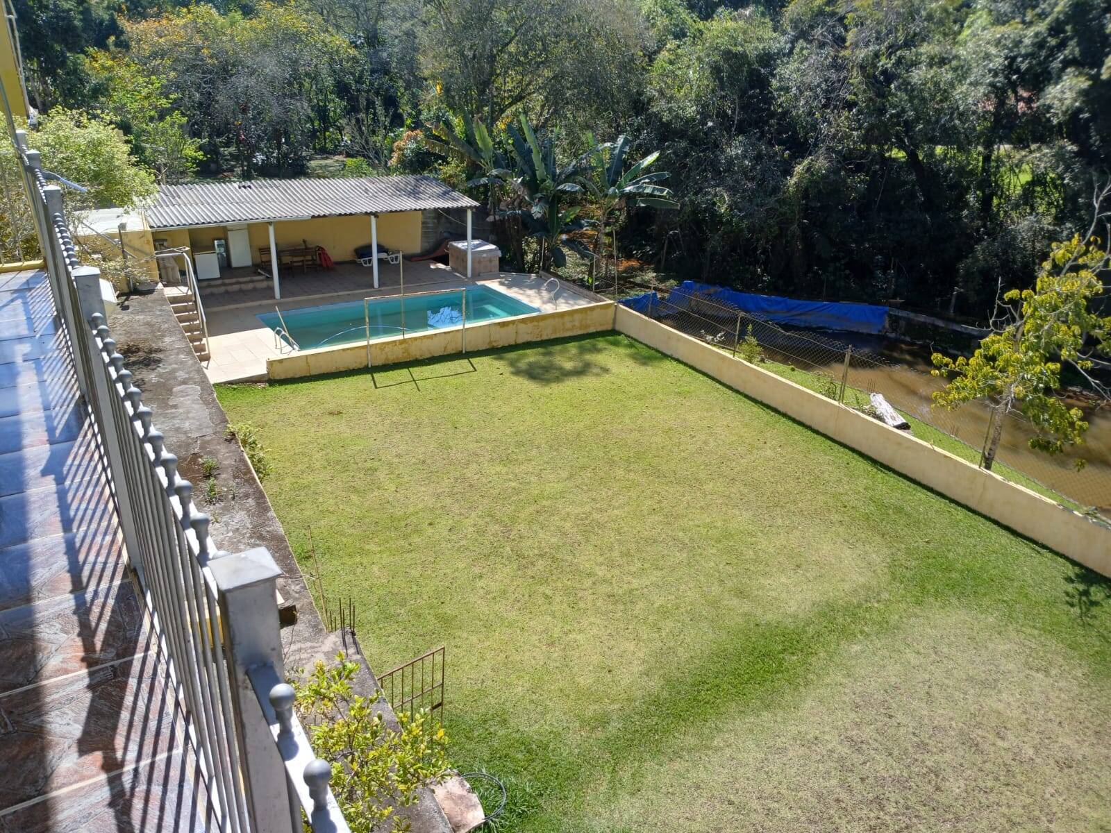 Chácara à venda com 4 quartos, 1500m² - Foto 10