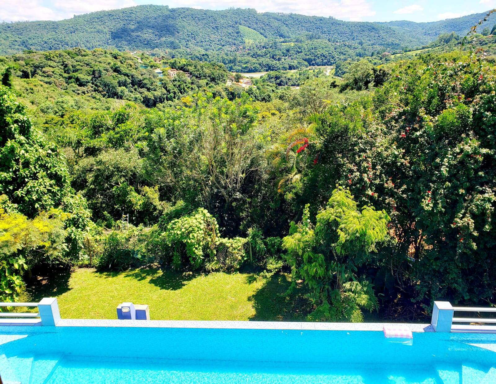 Chácara à venda com 1 quarto, 400m² - Foto 2