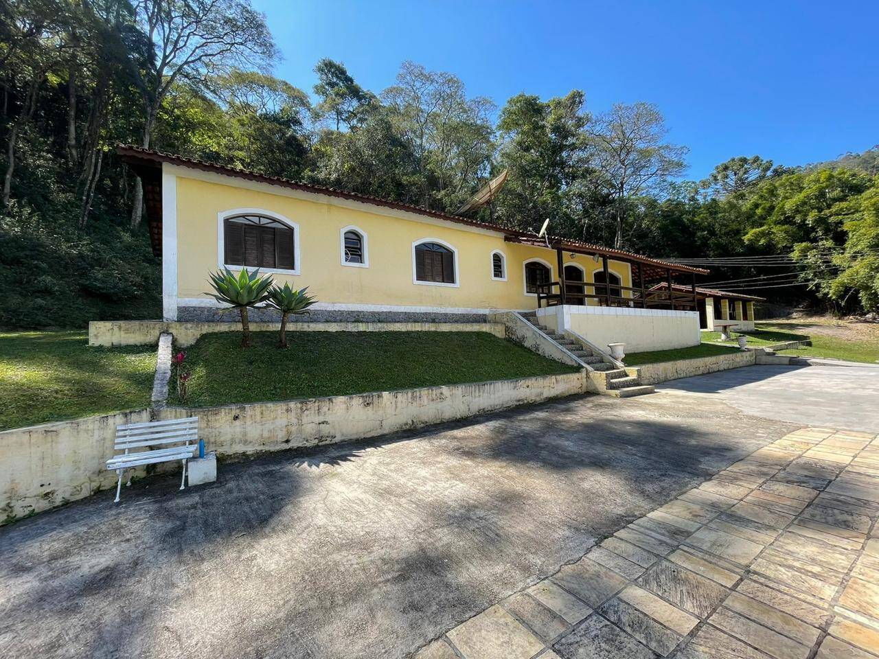 Sítio à venda com 5 quartos, 24000m² - Foto 2