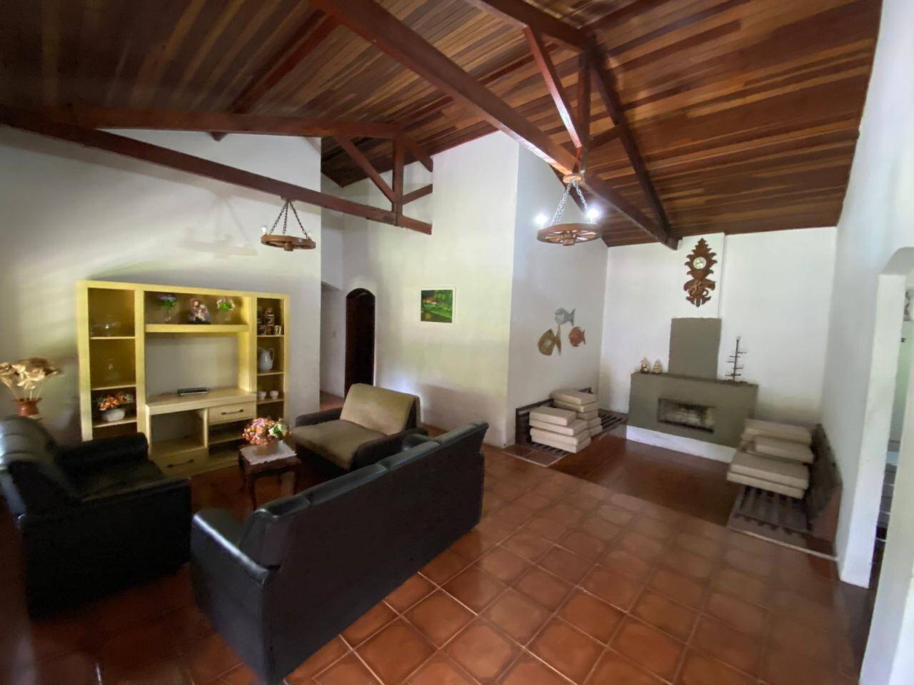 Sítio à venda com 5 quartos, 24000m² - Foto 26
