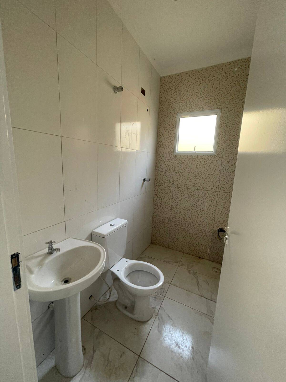 Casa à venda com 2 quartos, 80m² - Foto 16