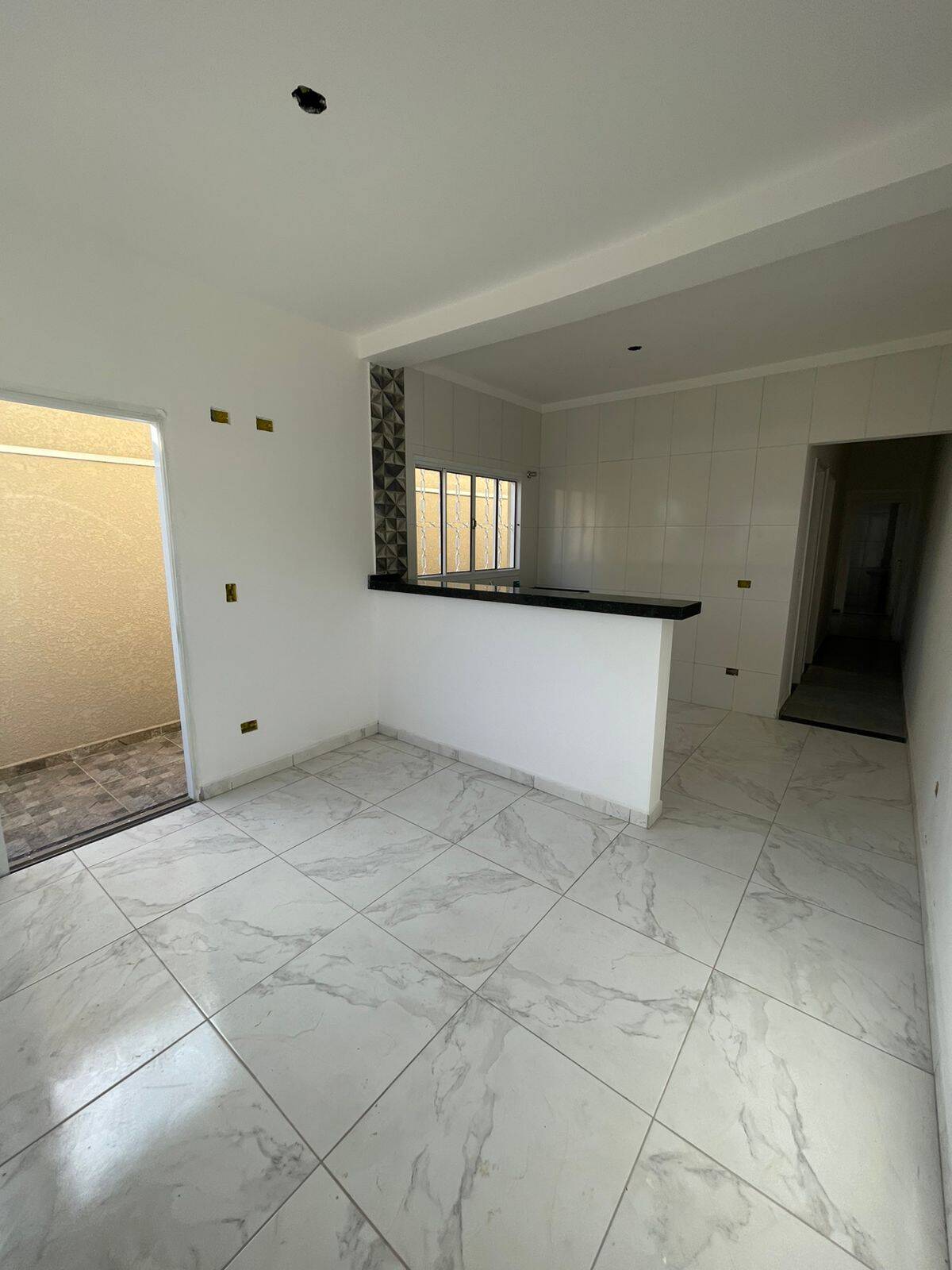 Casa à venda com 2 quartos, 80m² - Foto 12