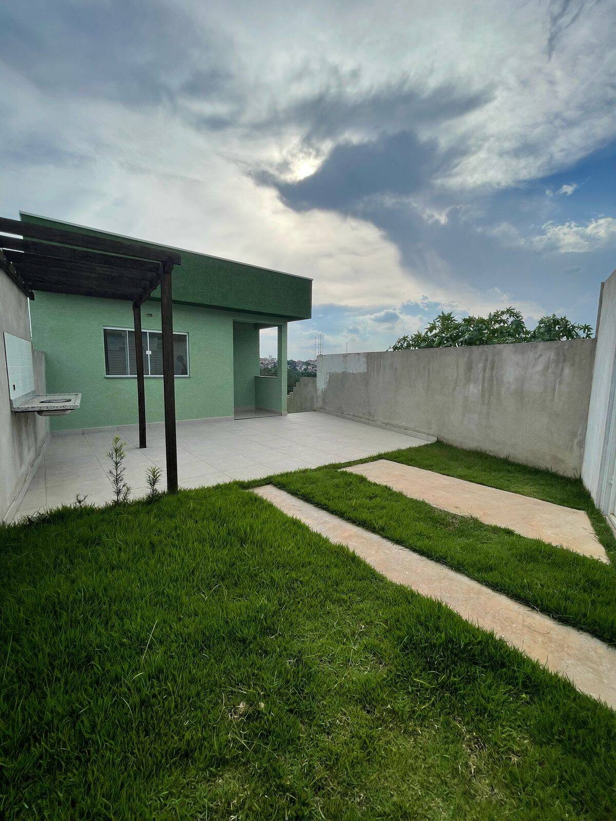 Casa, 2 quartos, 150 m² - Foto 1