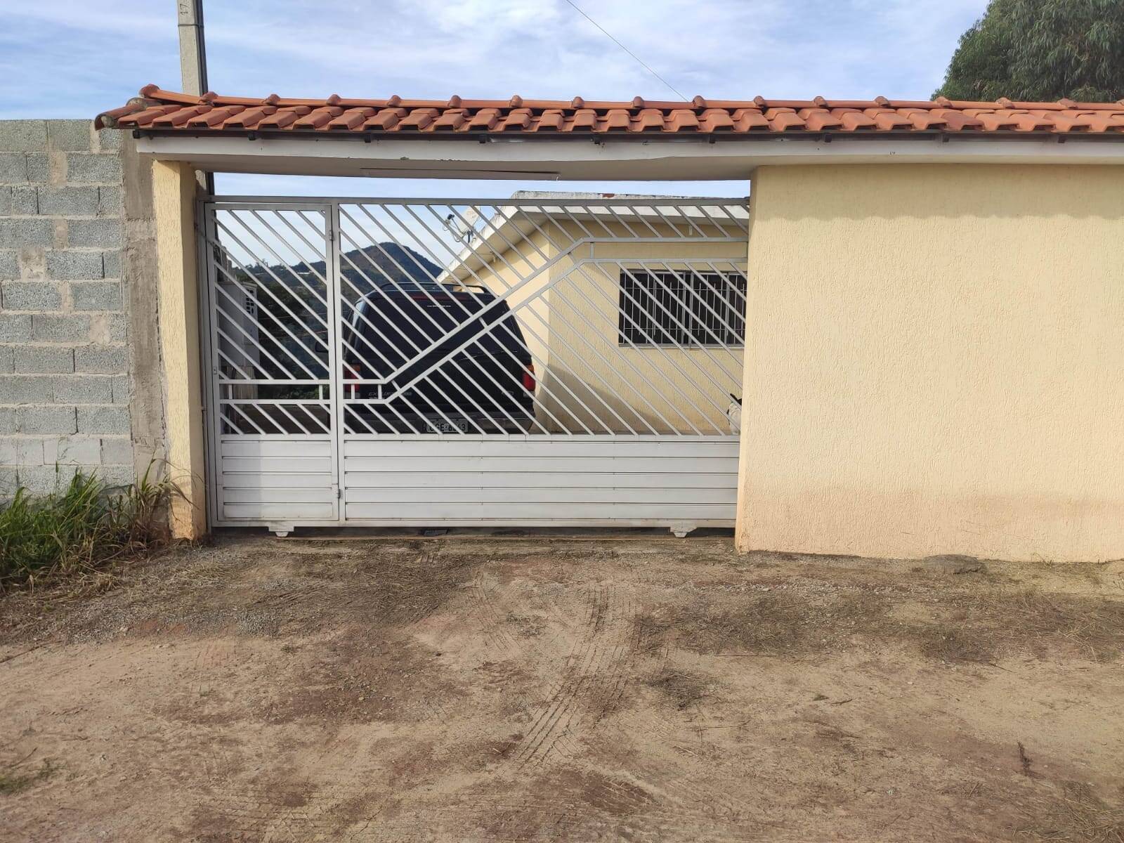 Chácara à venda com 4 quartos, 1200m² - Foto 3
