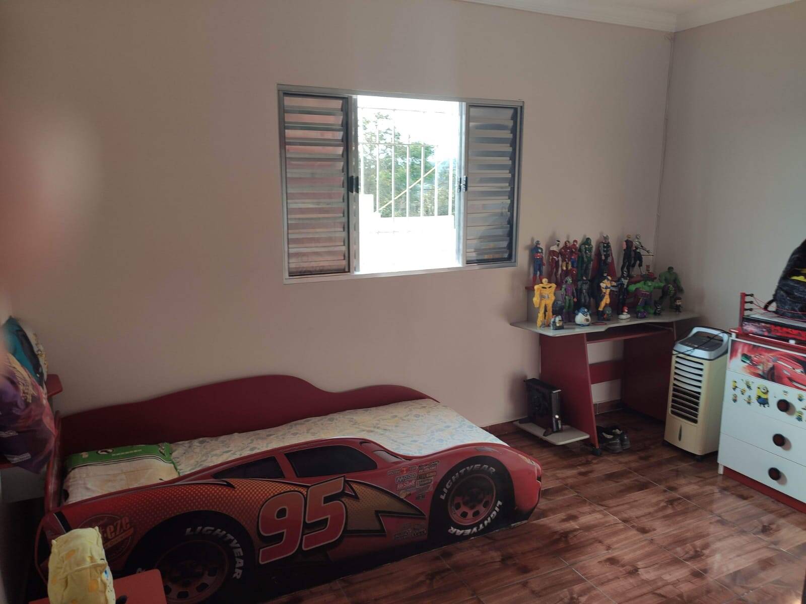 Chácara à venda com 4 quartos, 1200m² - Foto 25