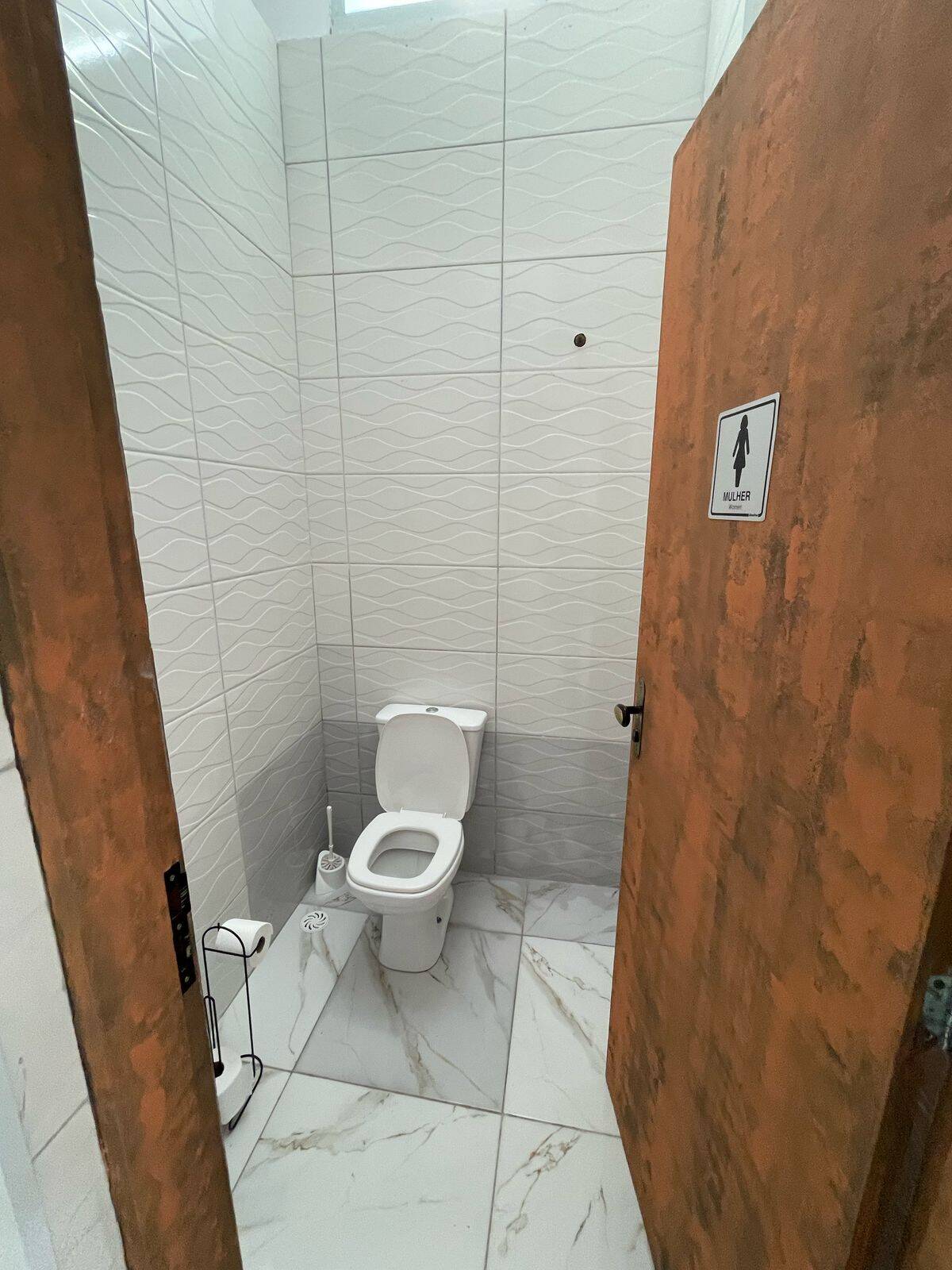 Casa à venda com 6 quartos, 580m² - Foto 43