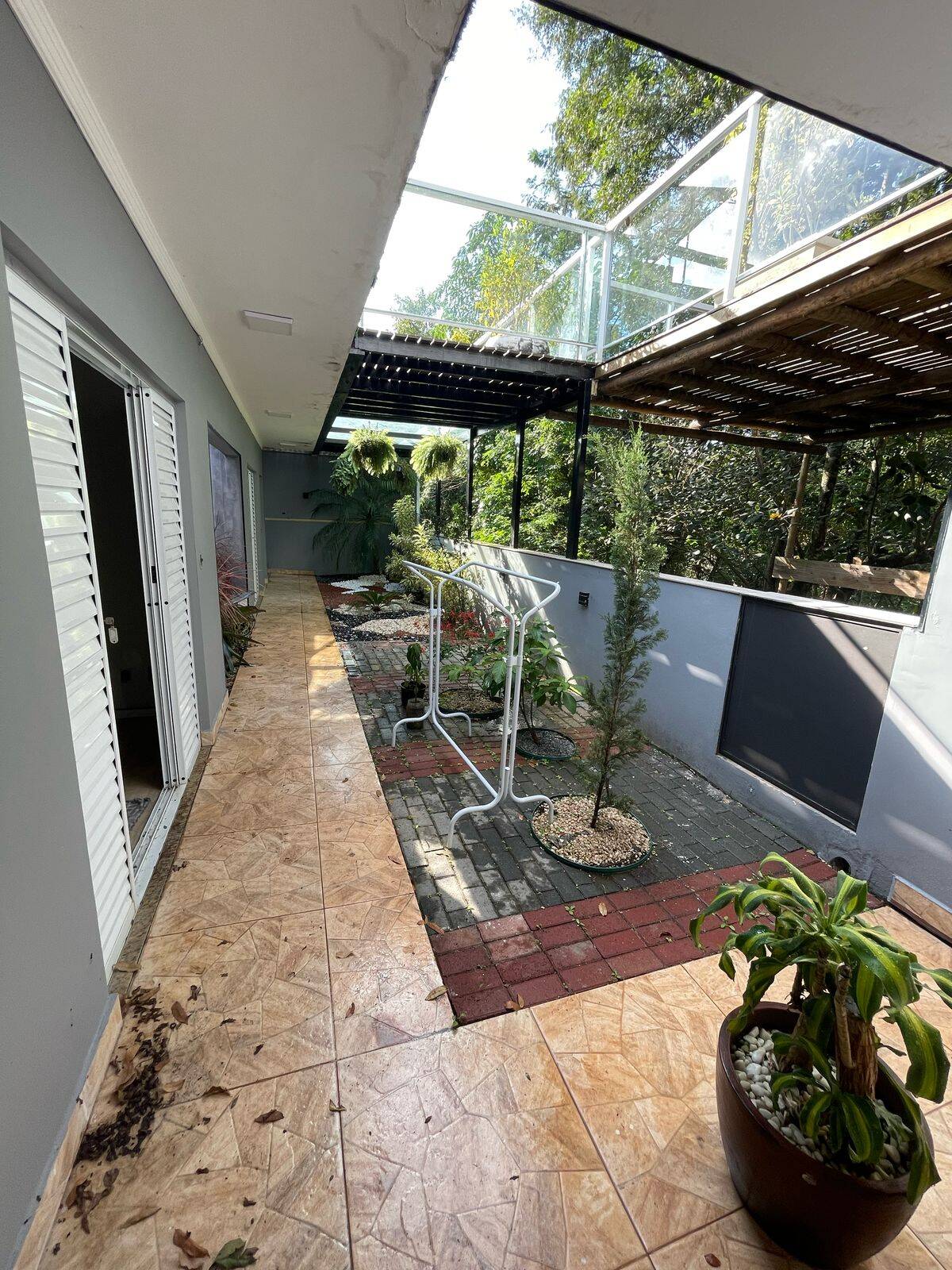 Casa à venda com 6 quartos, 580m² - Foto 46