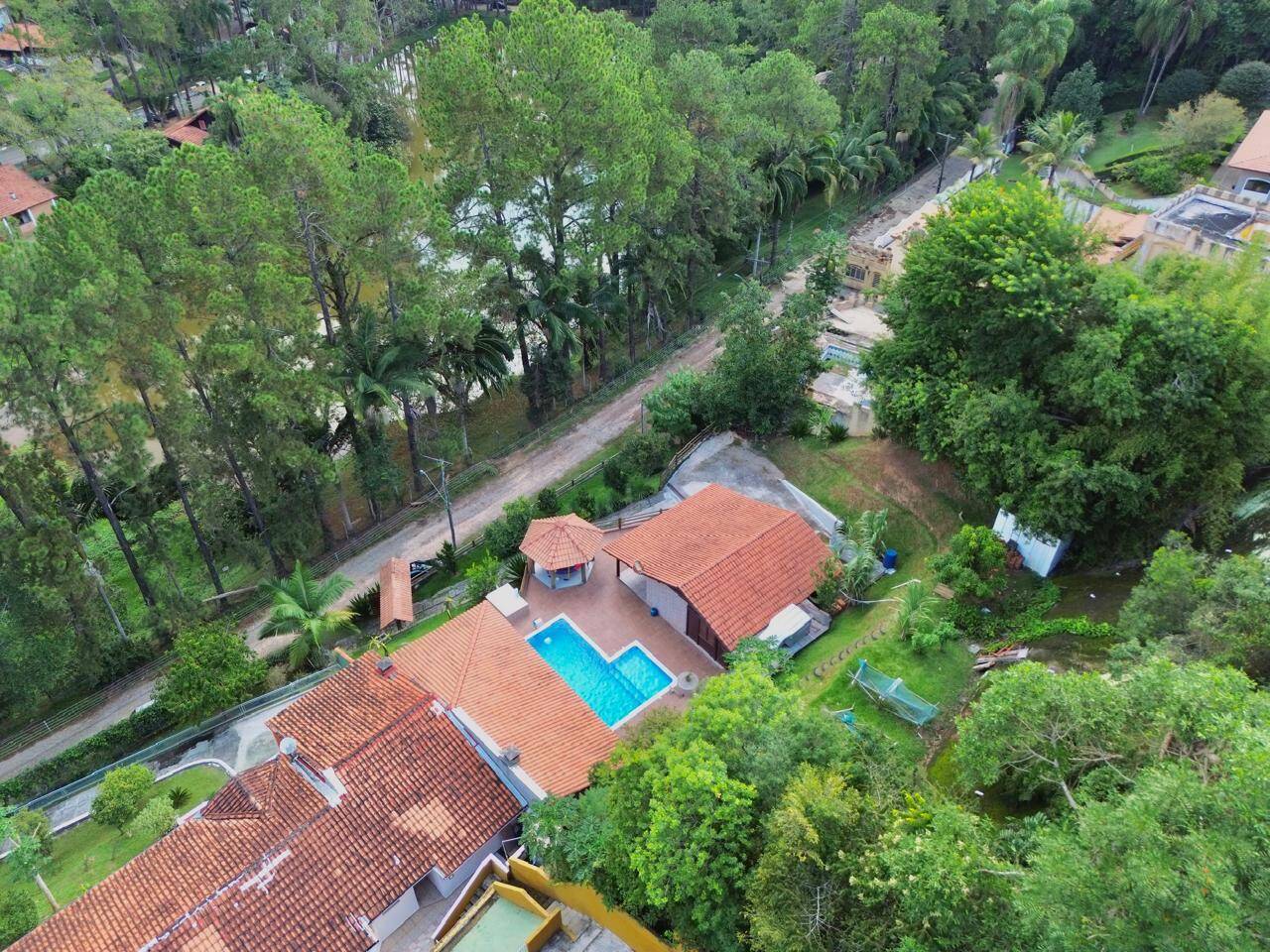 Chácara à venda com 2 quartos, 120m² - Foto 10
