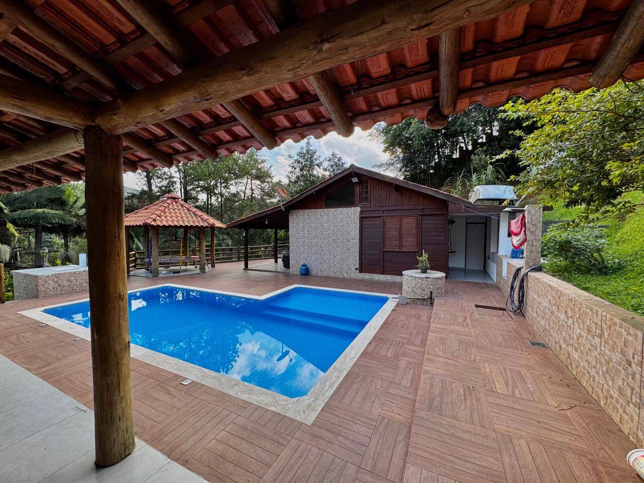 Chácara à venda com 2 quartos, 120m² - Foto 7