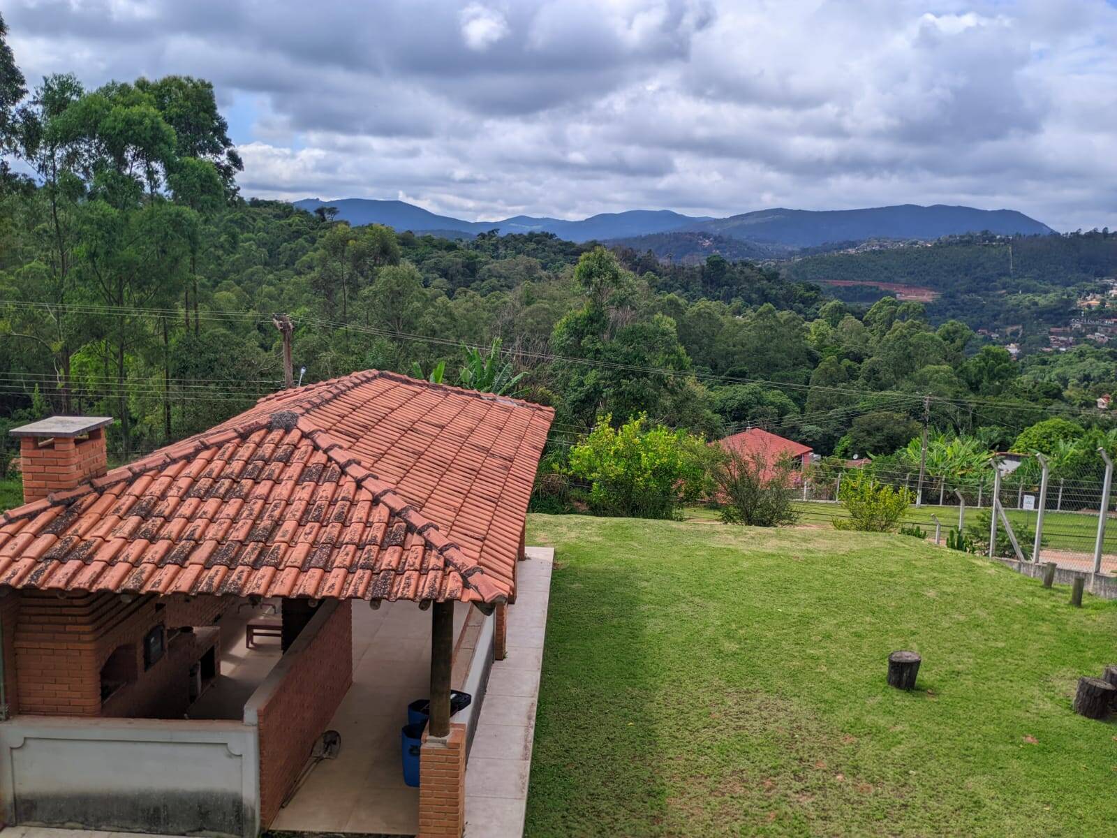 Chácara à venda com 2 quartos, 130m² - Foto 17