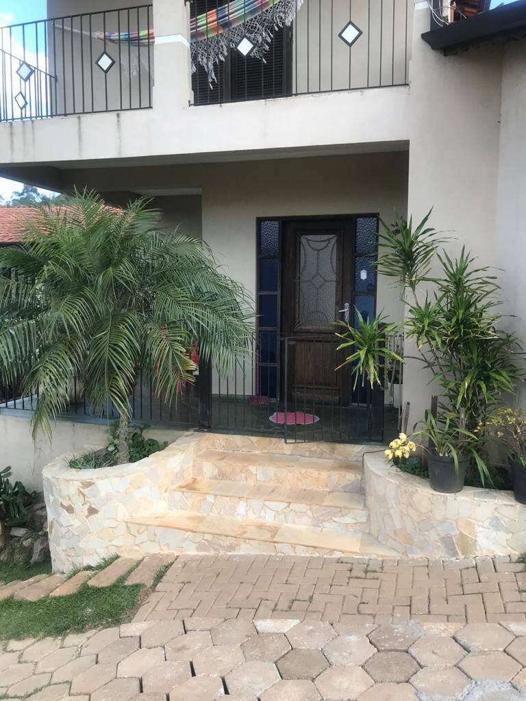 Chácara para alugar com 5 quartos, 250m² - Foto 3