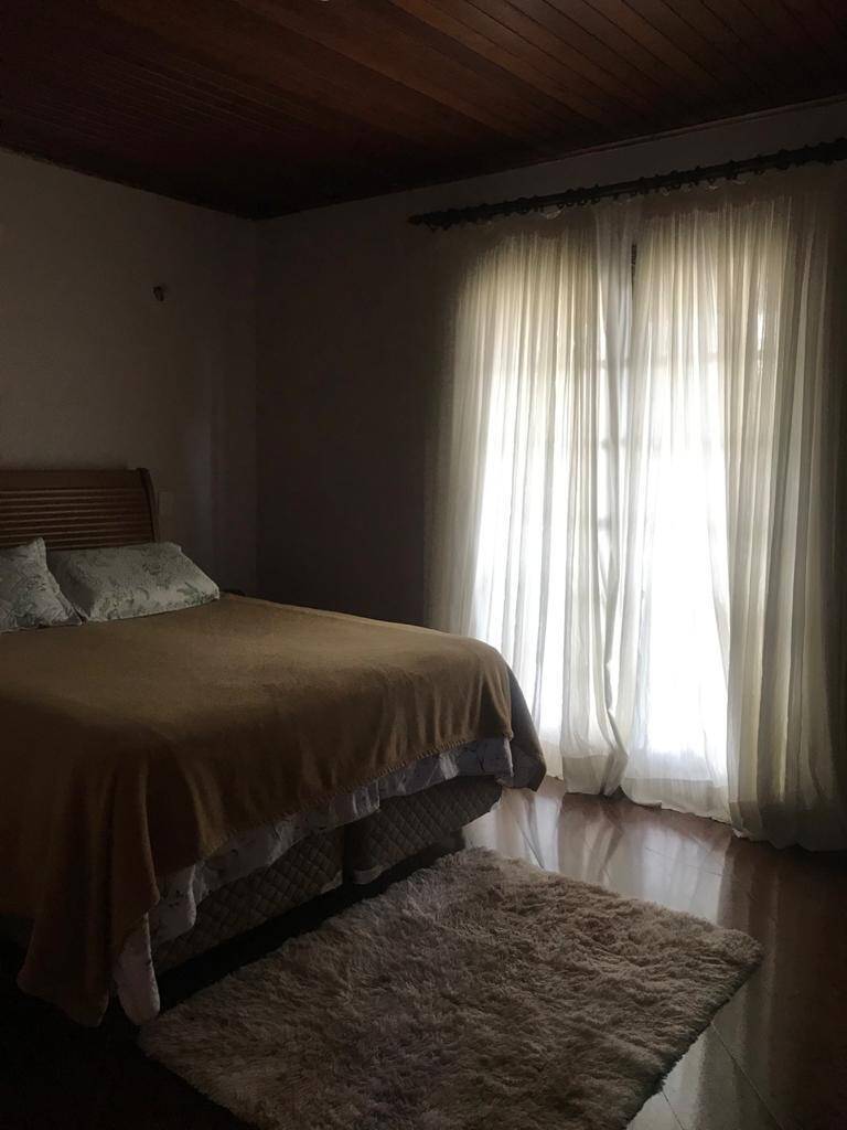 Chácara para alugar com 5 quartos, 250m² - Foto 14