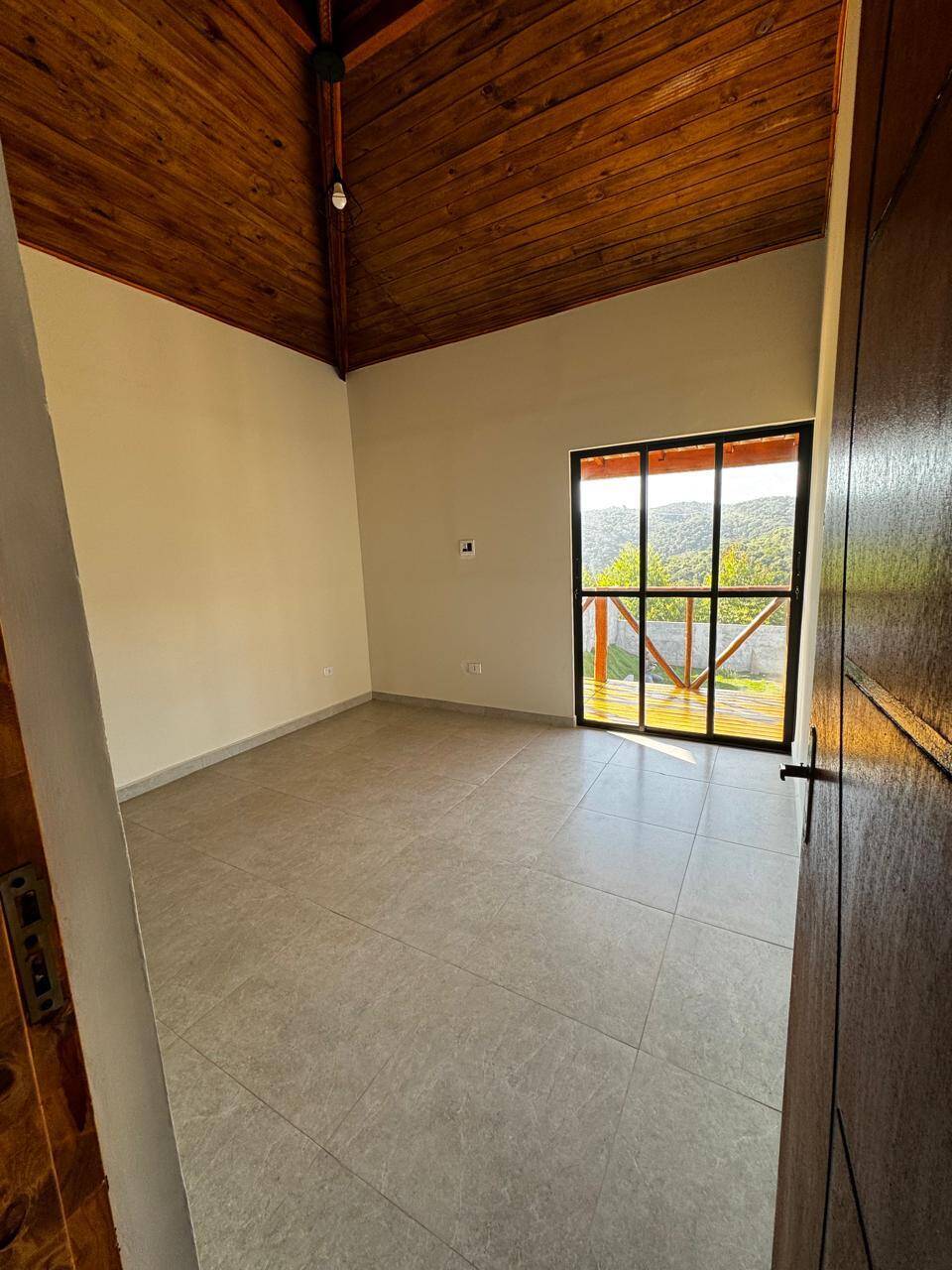 Casa à venda com 2 quartos, 100m² - Foto 12