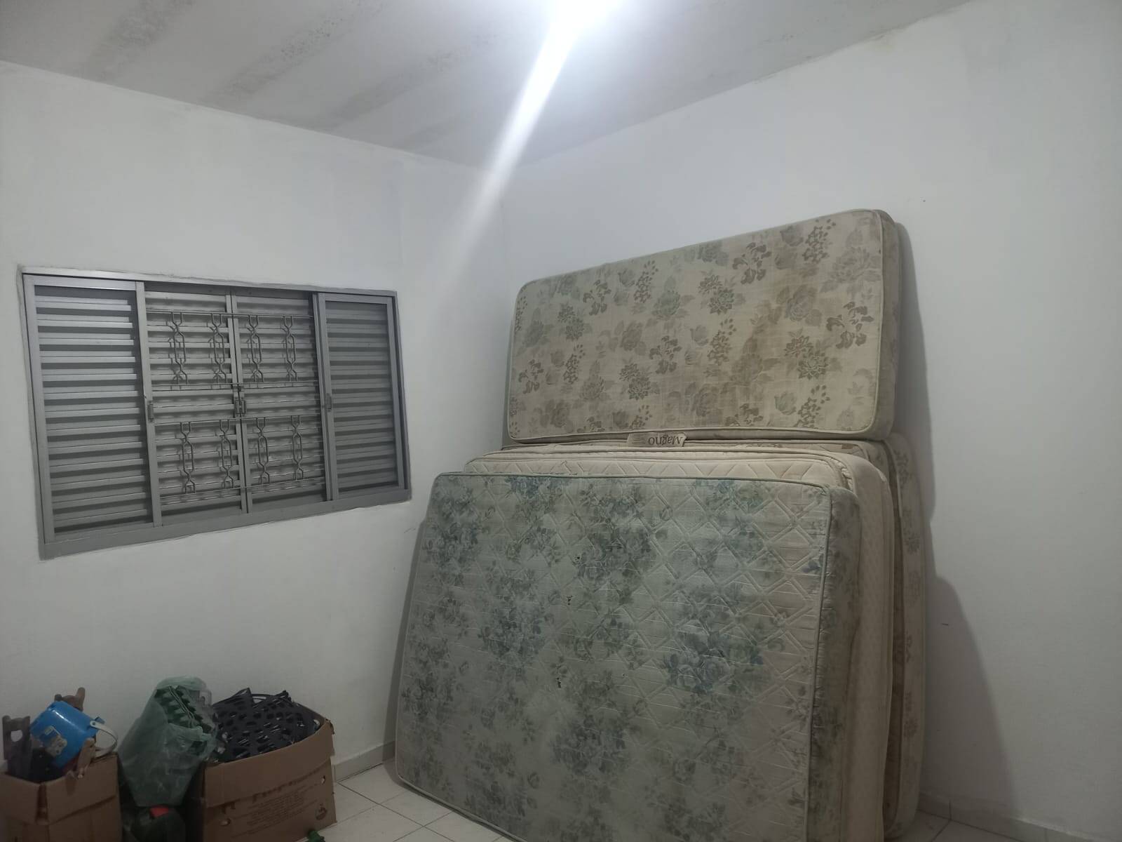 Chácara à venda com 3 quartos, 200m² - Foto 8