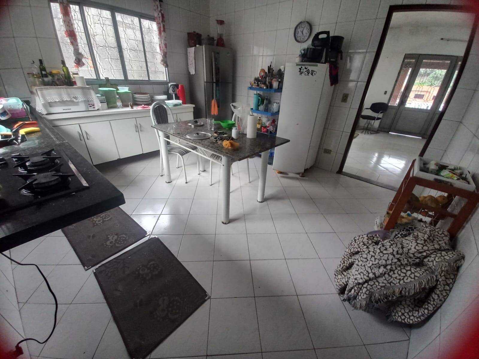 Chácara à venda com 3 quartos, 200m² - Foto 13