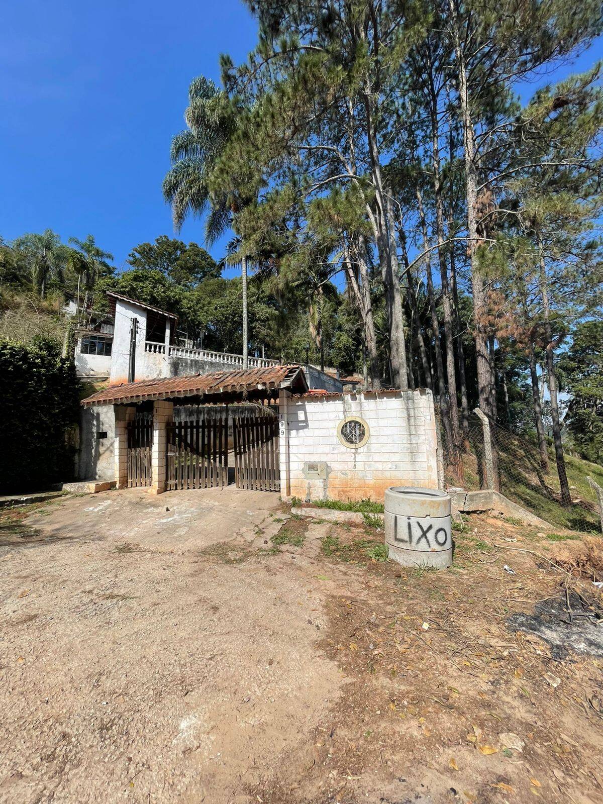 Chácara à venda com 5 quartos, 2100m² - Foto 3