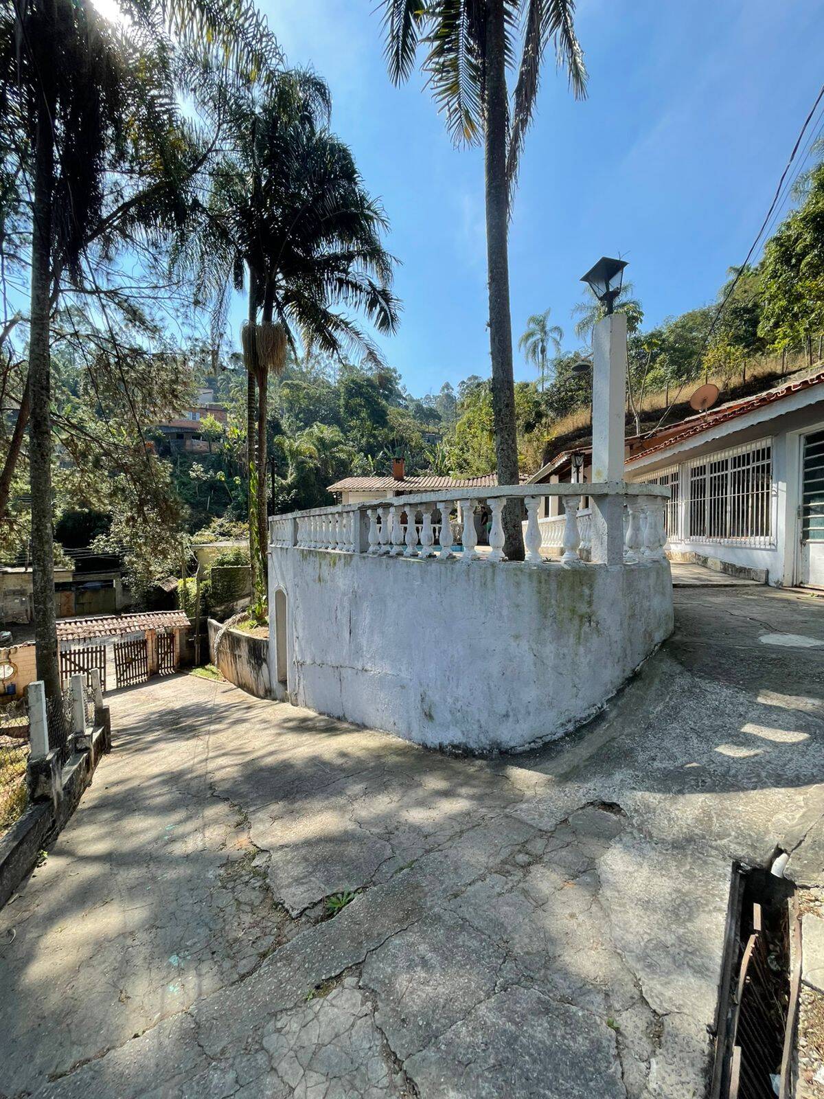 Chácara à venda com 5 quartos, 2100m² - Foto 2