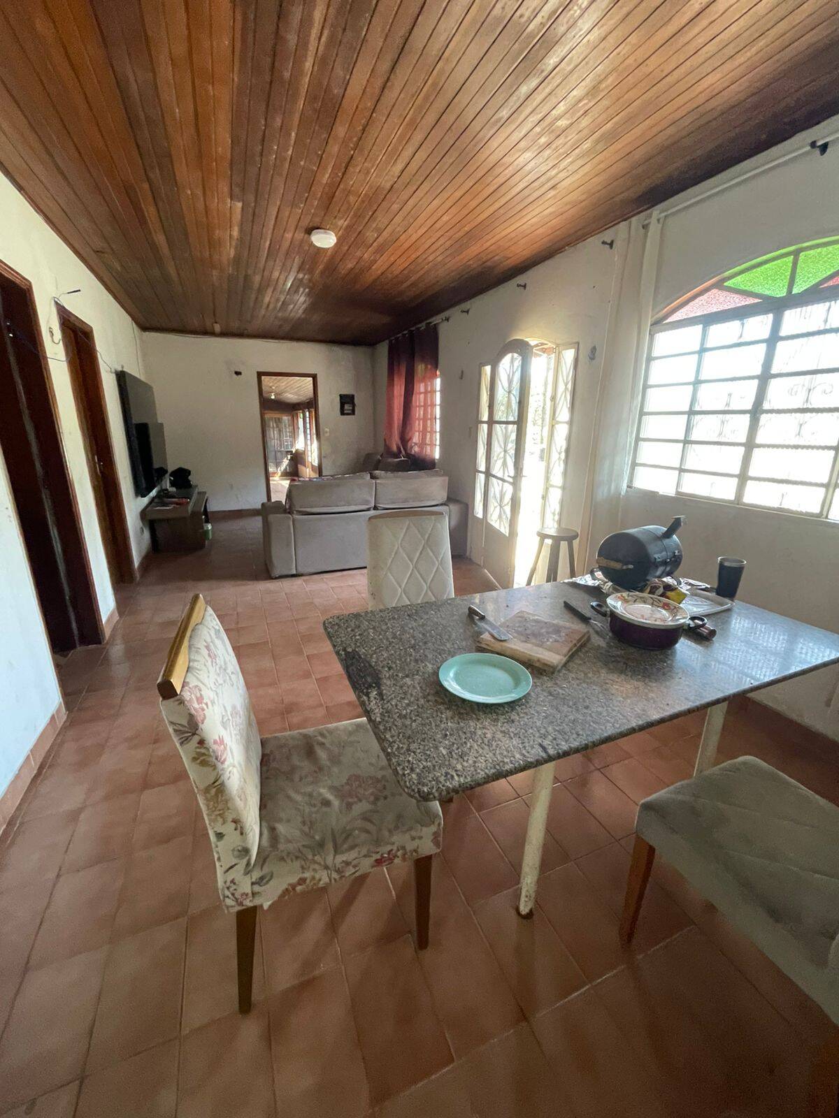 Chácara à venda com 5 quartos, 2100m² - Foto 9