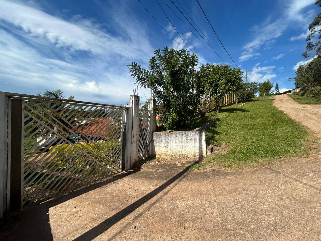 Chácara à venda com 3 quartos, 180m² - Foto 3