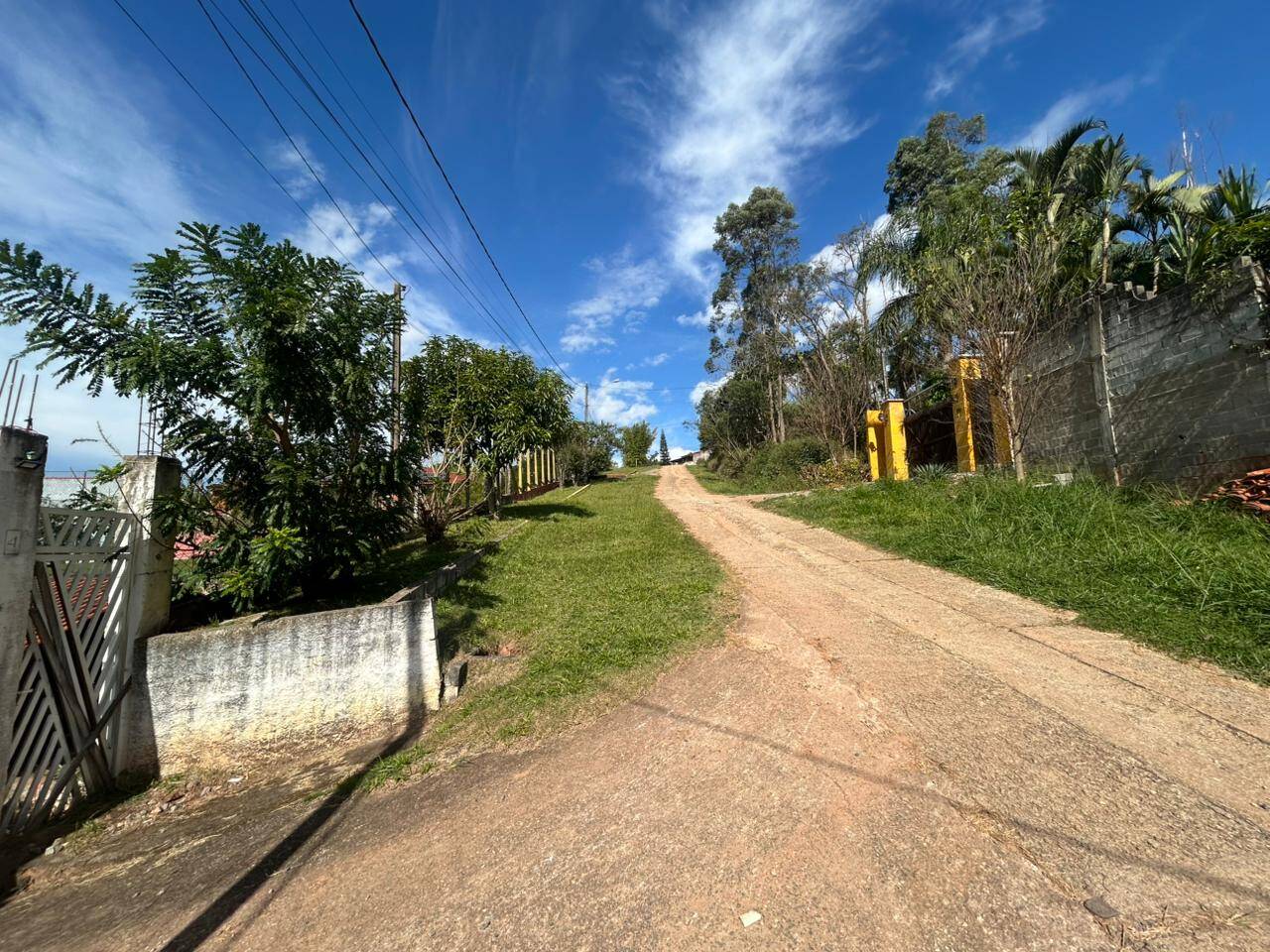 Chácara à venda com 3 quartos, 180m² - Foto 4