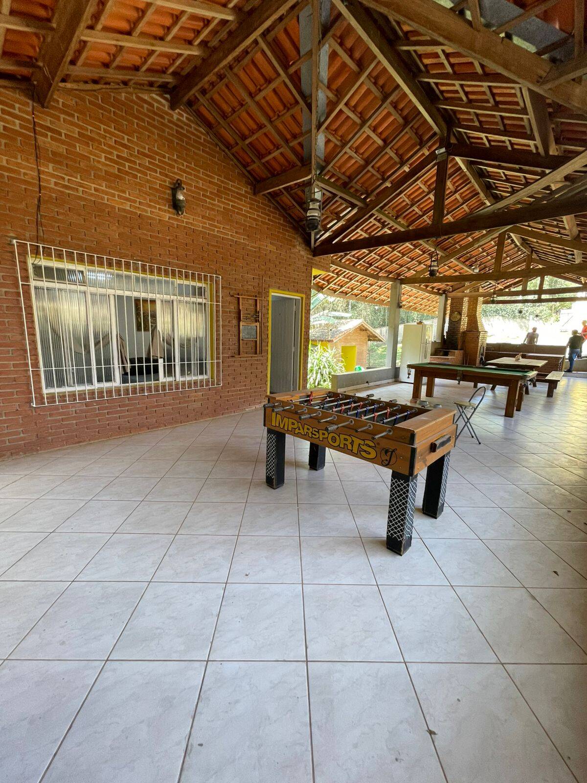Chácara à venda com 4 quartos, 200m² - Foto 7