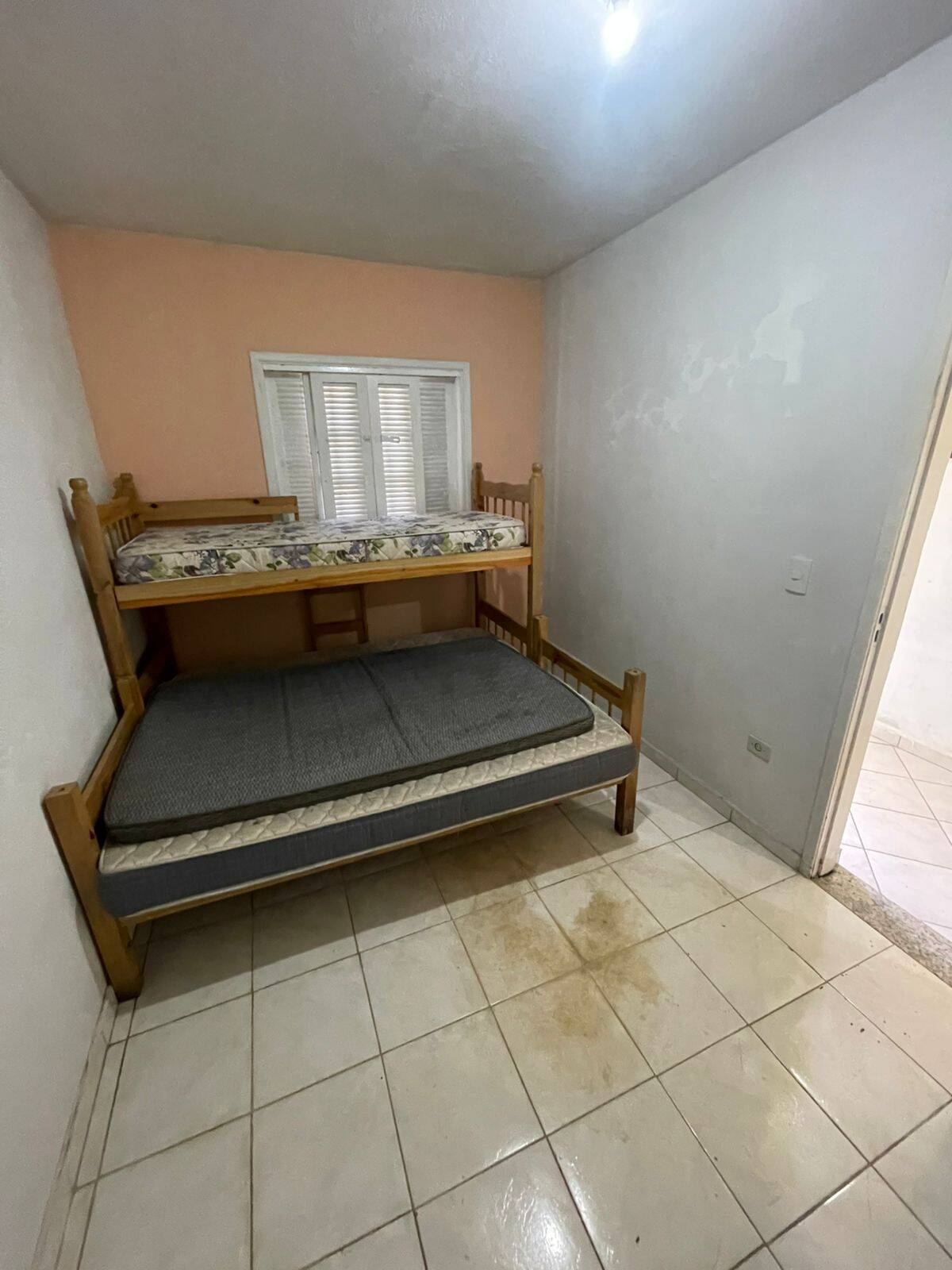 Chácara à venda com 4 quartos, 200m² - Foto 10